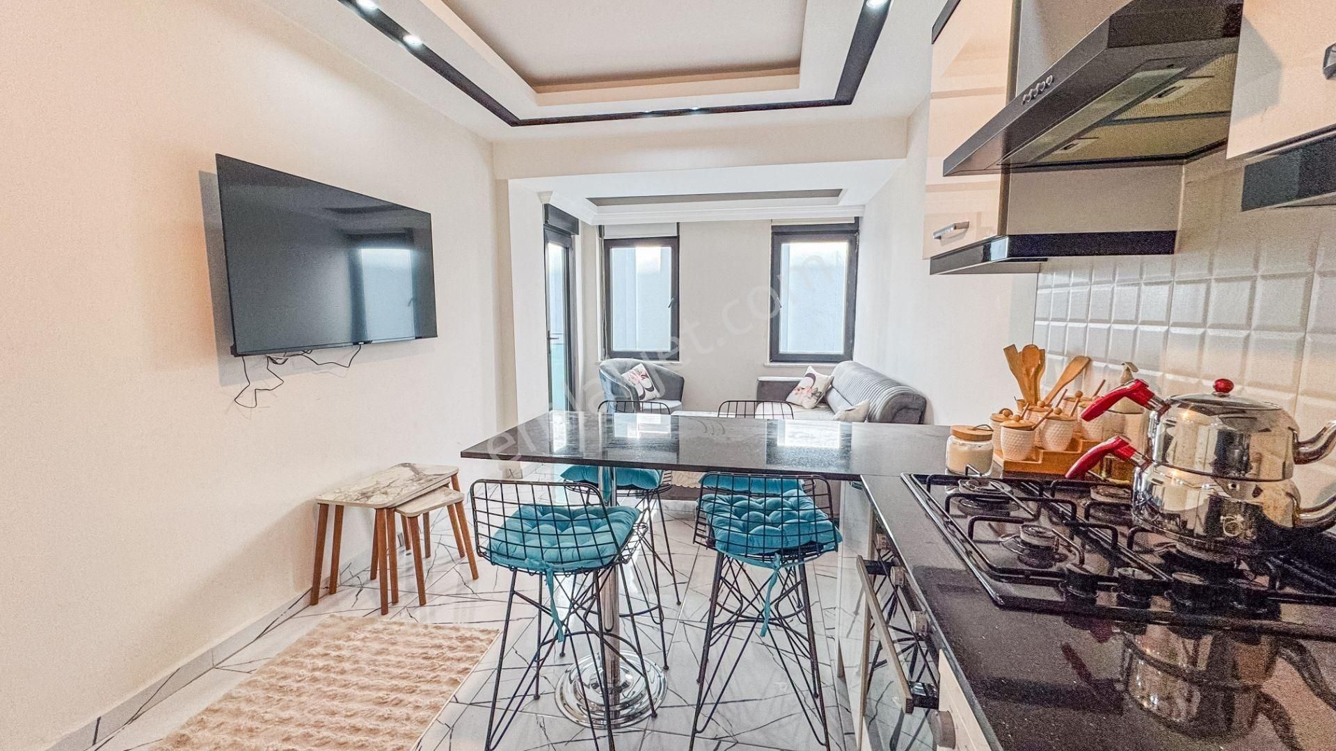 Alanya Güller Pınarı’nda Denize 300 M, Eşyalı 1+1 Satılık Daire - Görsel 2