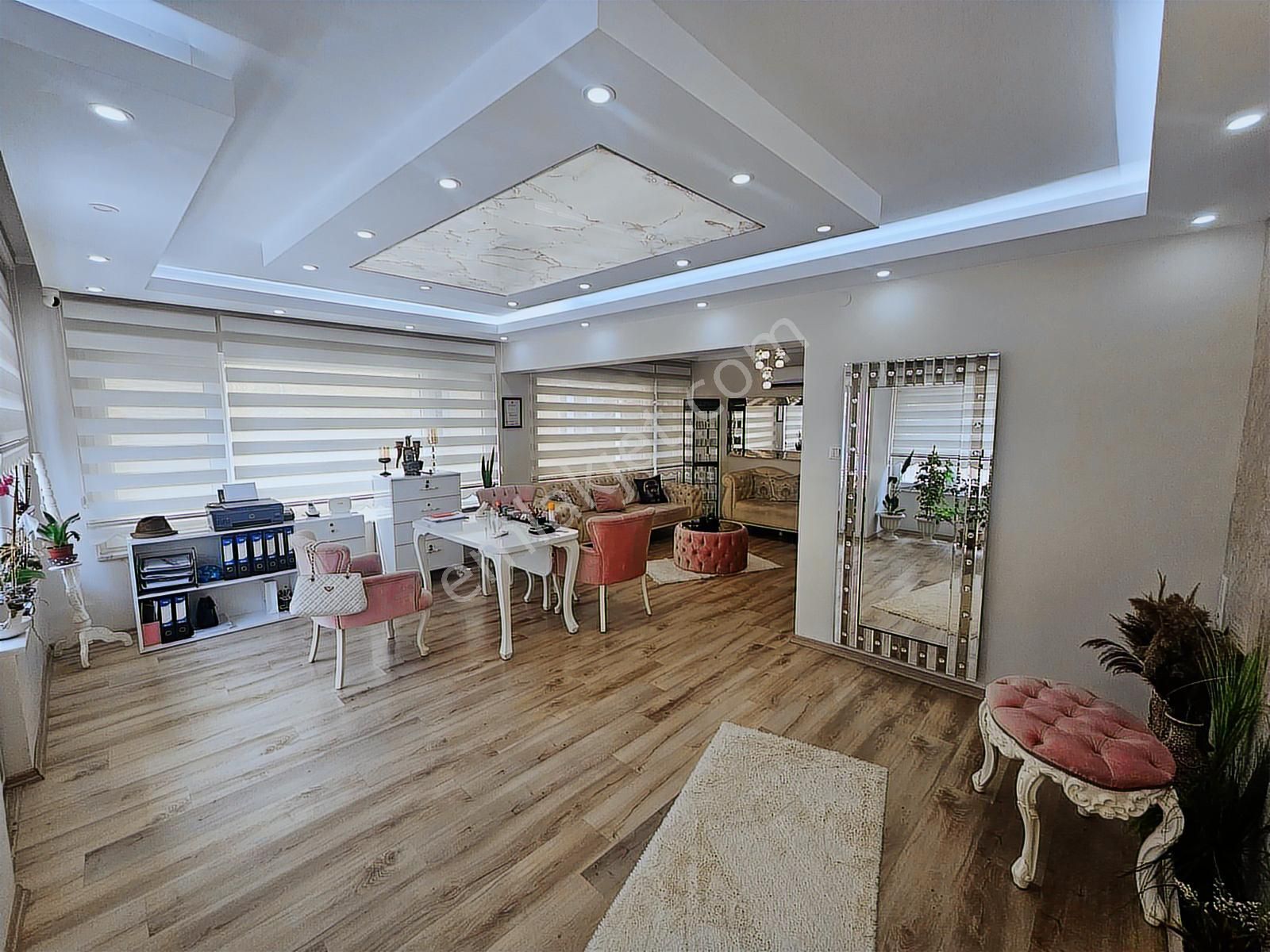 Sakarya'nın En Gözde Güzellik Merkezi Devren Kiralıktır - Görsel 30