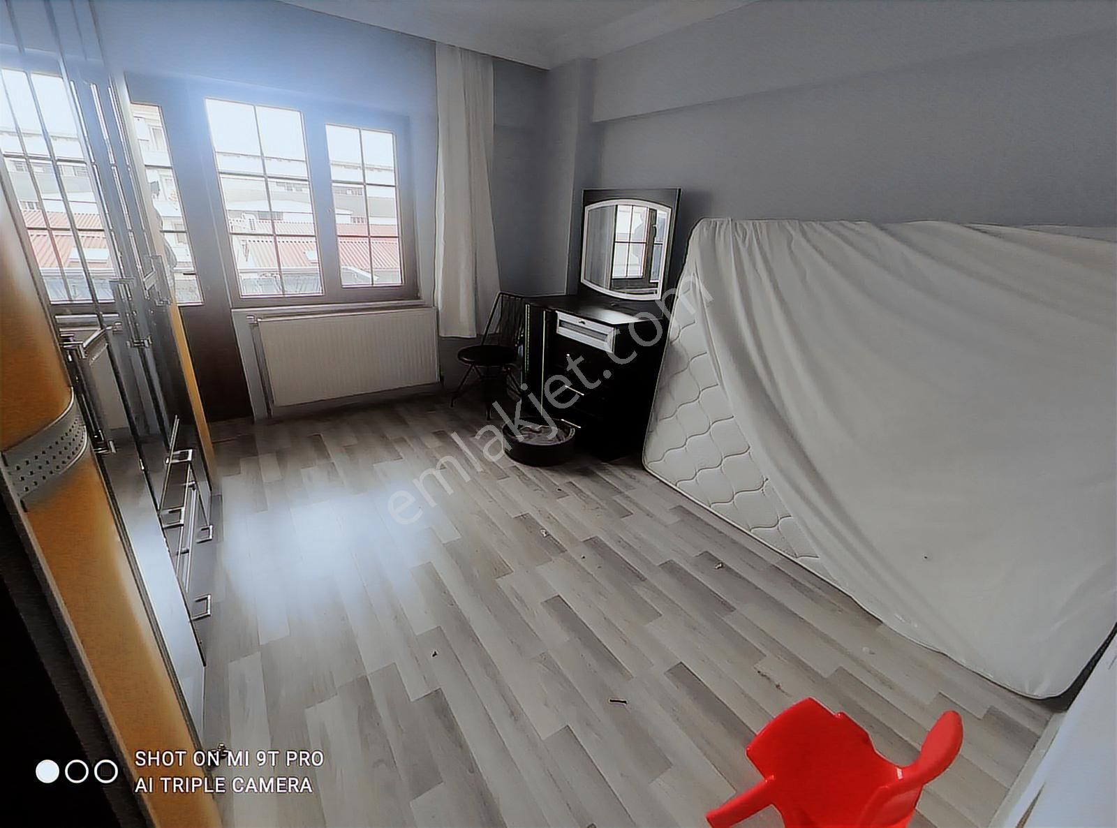 Sakarya Merkezde Saeh D.evi Kampüsü Yakını Kiralık 2+1 Daire - Görsel 9