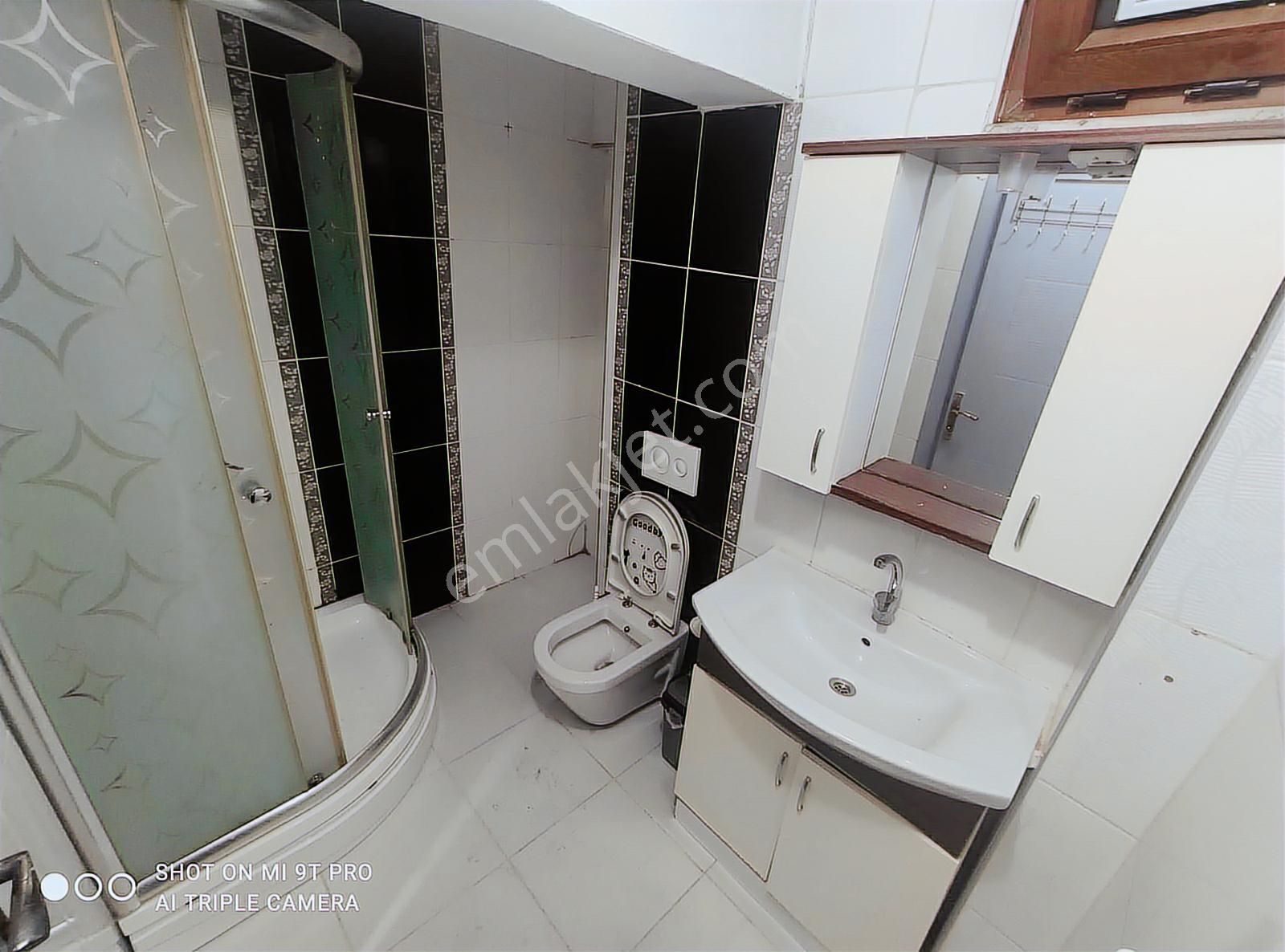 Sakarya Merkezde Saeh D.evi Kampüsü Yakını Kiralık 2+1 Daire - Görsel 23