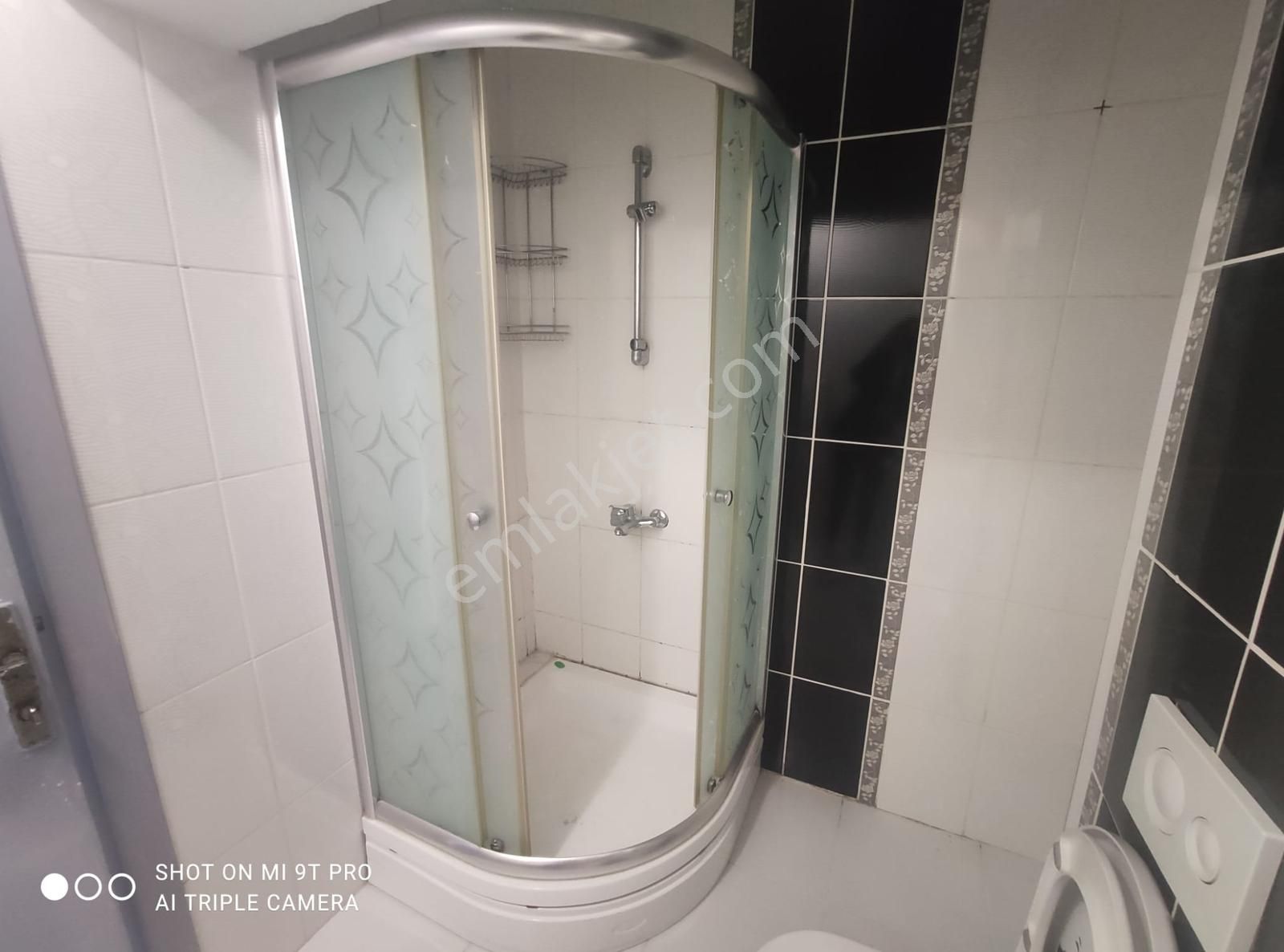 Sakarya Merkezde Saeh D.evi Kampüsü Yakını Kiralık 2+1 Daire - Görsel 15