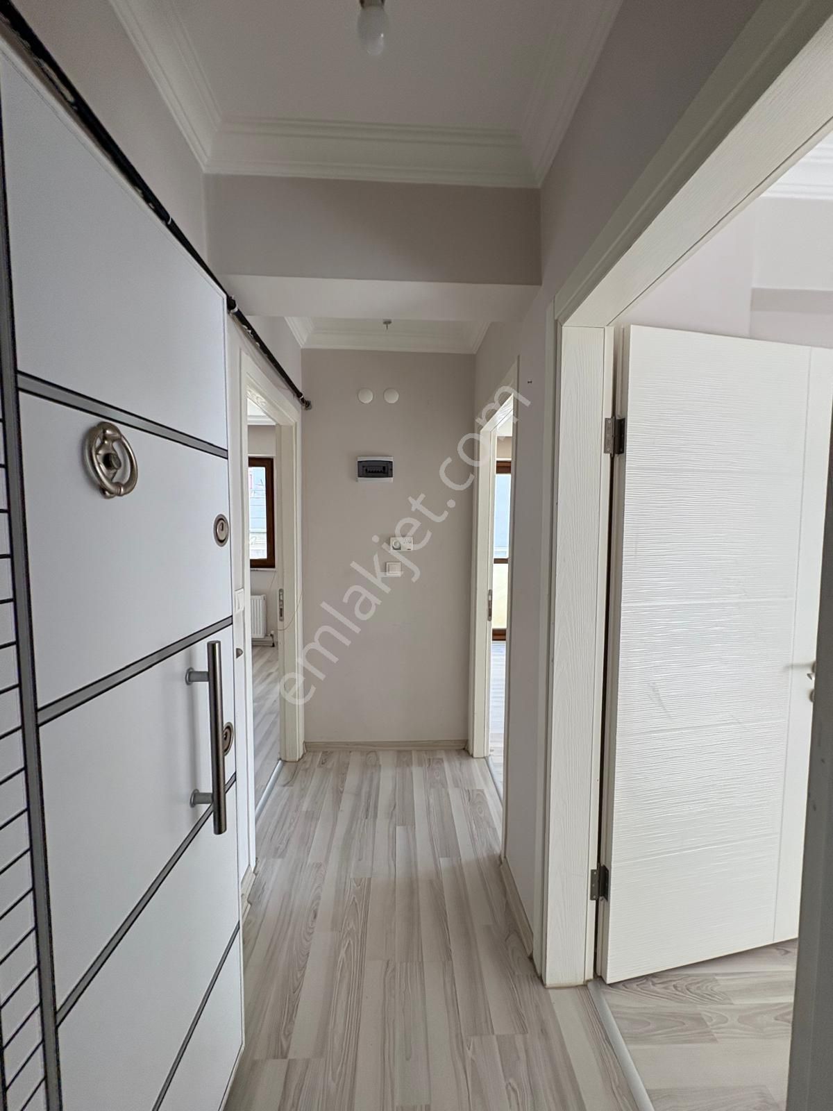 Biga Cumhuriyet Mahallesi Kiralık 2+1 - Görsel 7