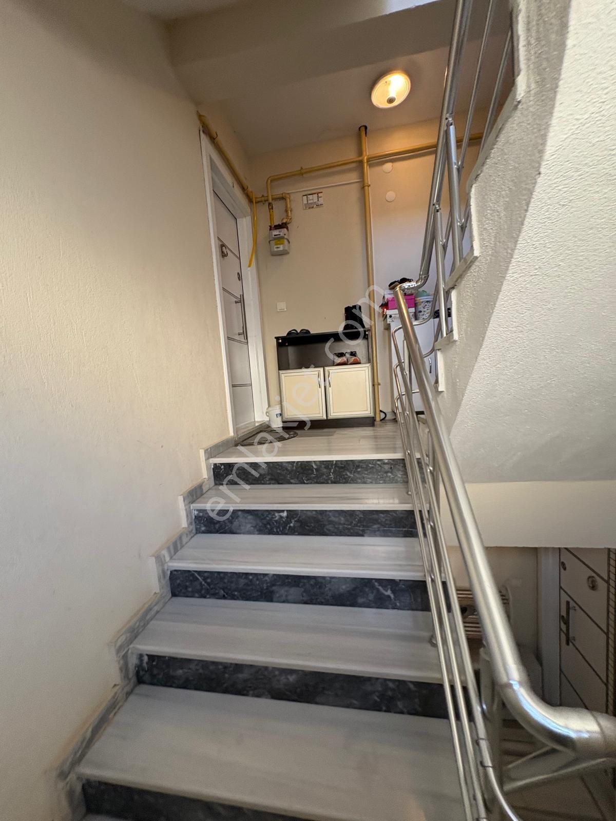 Biga Cumhuriyet Mahallesi Kiralık 2+1 - Görsel 5