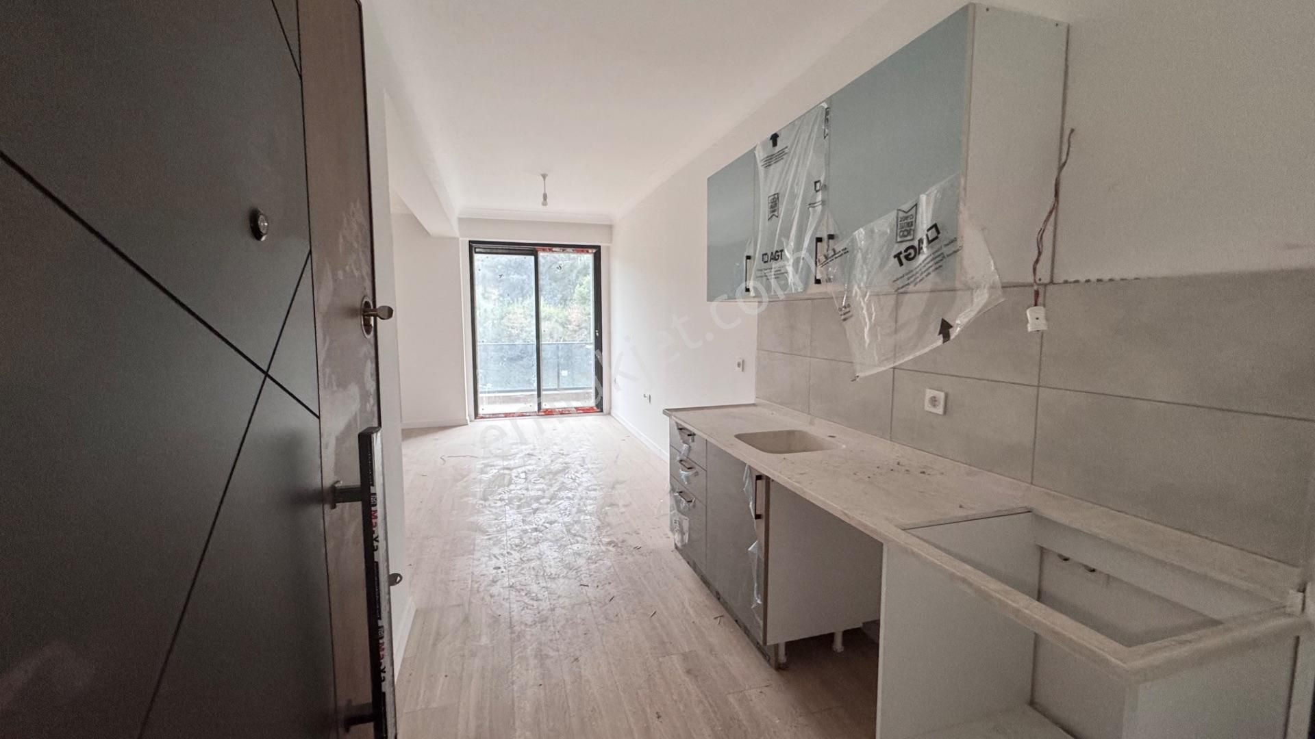 Tersanelere Yürüme Mesafesinde Satılık 1+1 Daire - Görsel 12