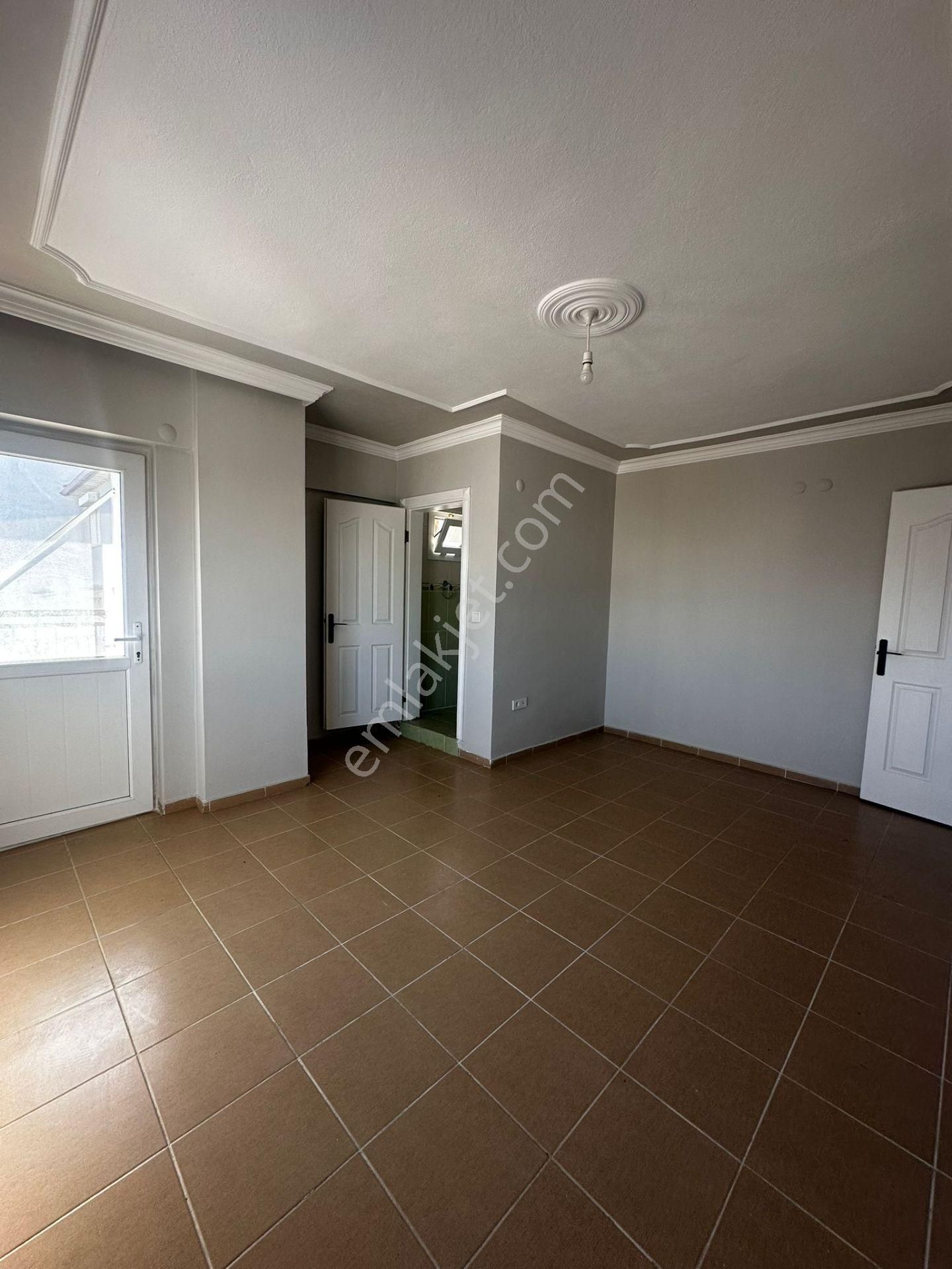 Didim'in Tam Merkezi'nde Heryere Yakın Ultra Geniş 3+1 Ayrı Mutfak Daire - Görsel 3