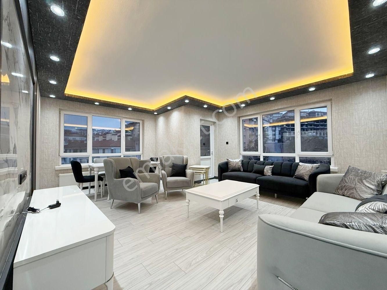 Kuşcağız'da Cadde Üzerinde Full+full Yapılı 3+1 Daire! - Görsel 7