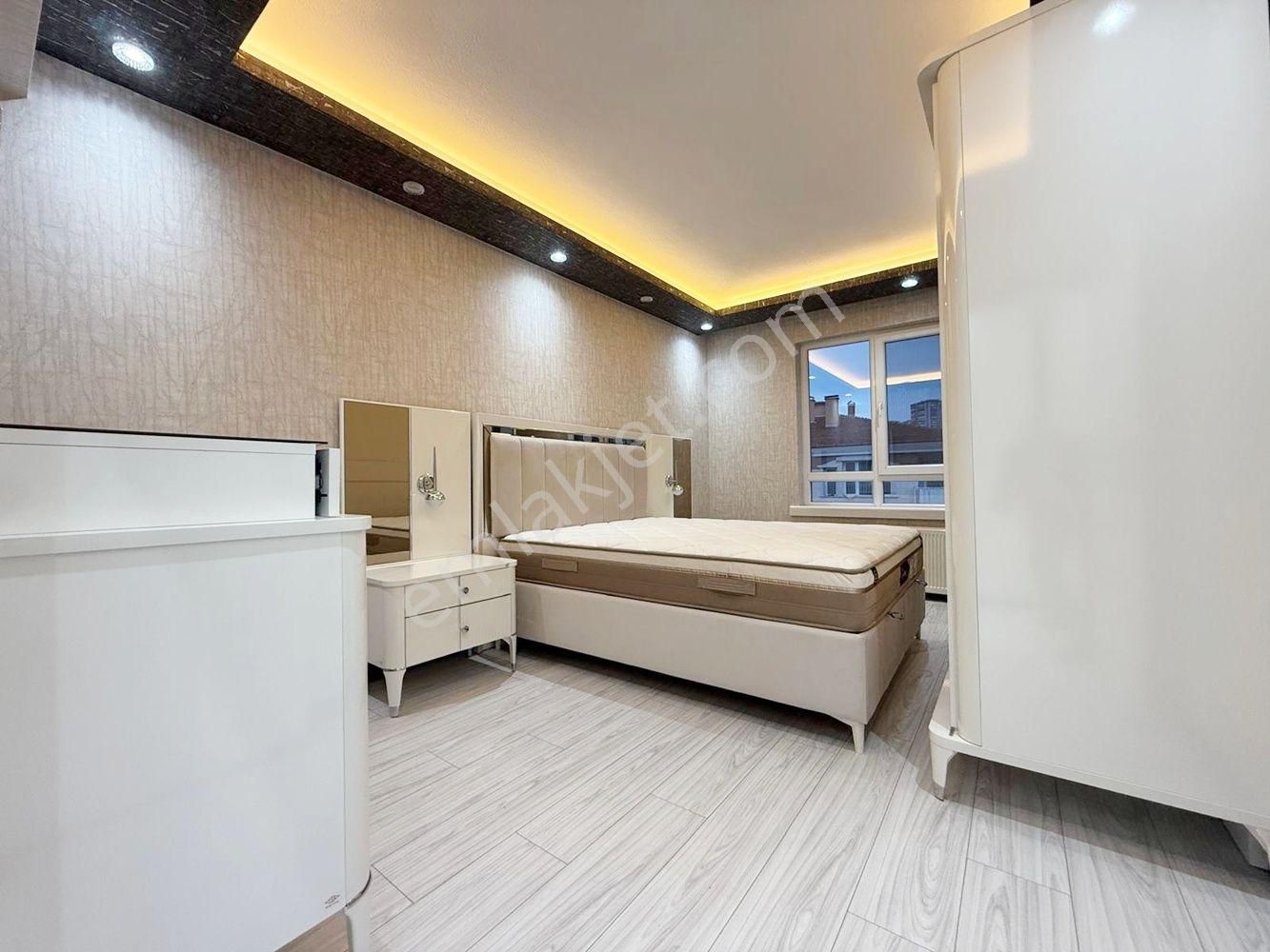 Kuşcağız'da Cadde Üzerinde Full+full Yapılı 3+1 Daire! - Görsel 23