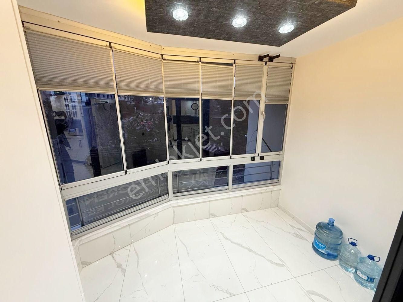 Kuşcağız'da Cadde Üzerinde Full+full Yapılı 3+1 Daire! - Görsel 5
