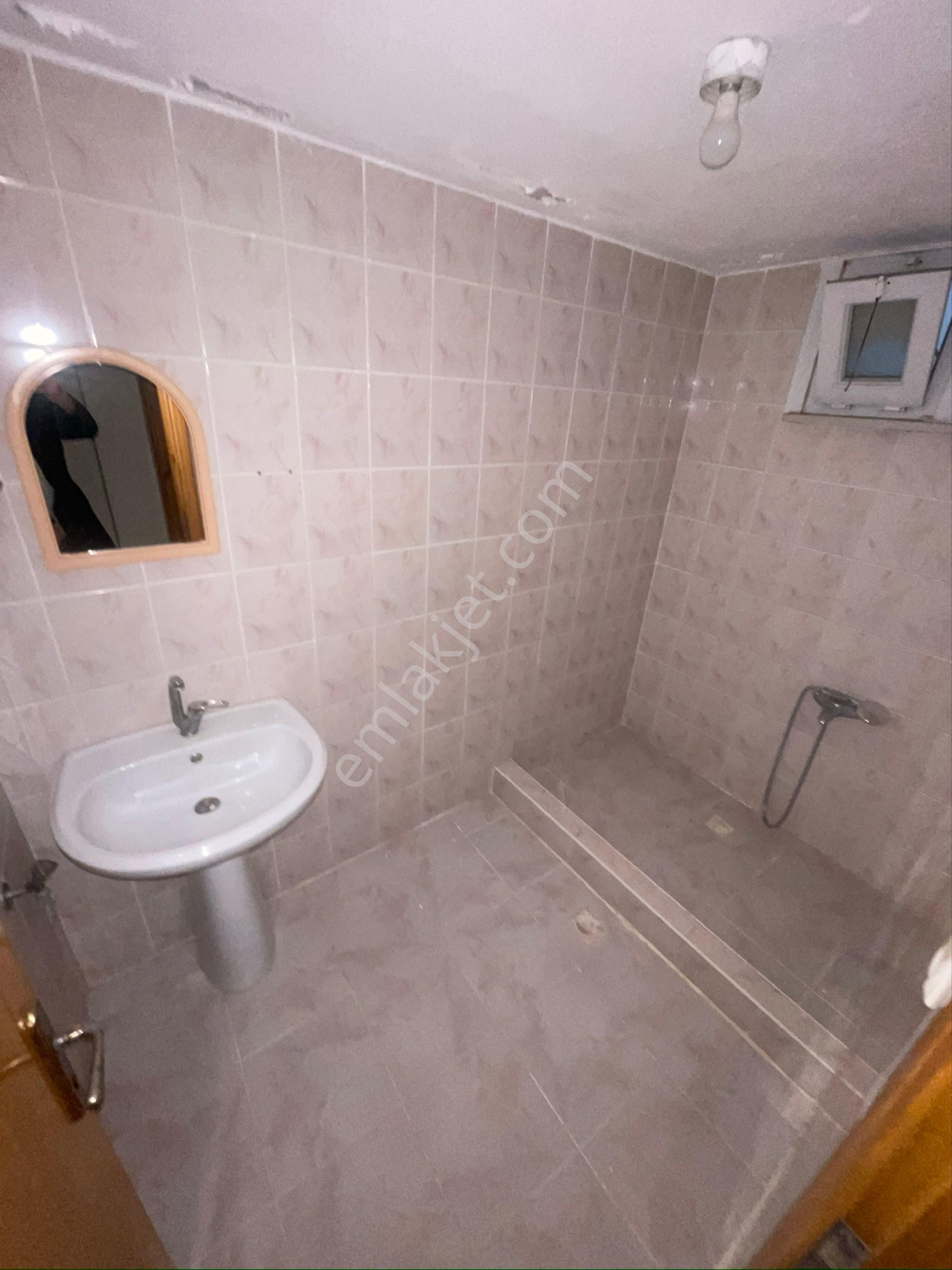 Güzelyalı'da 2 Kat 2+1 Kiralık Daire - Görsel 9