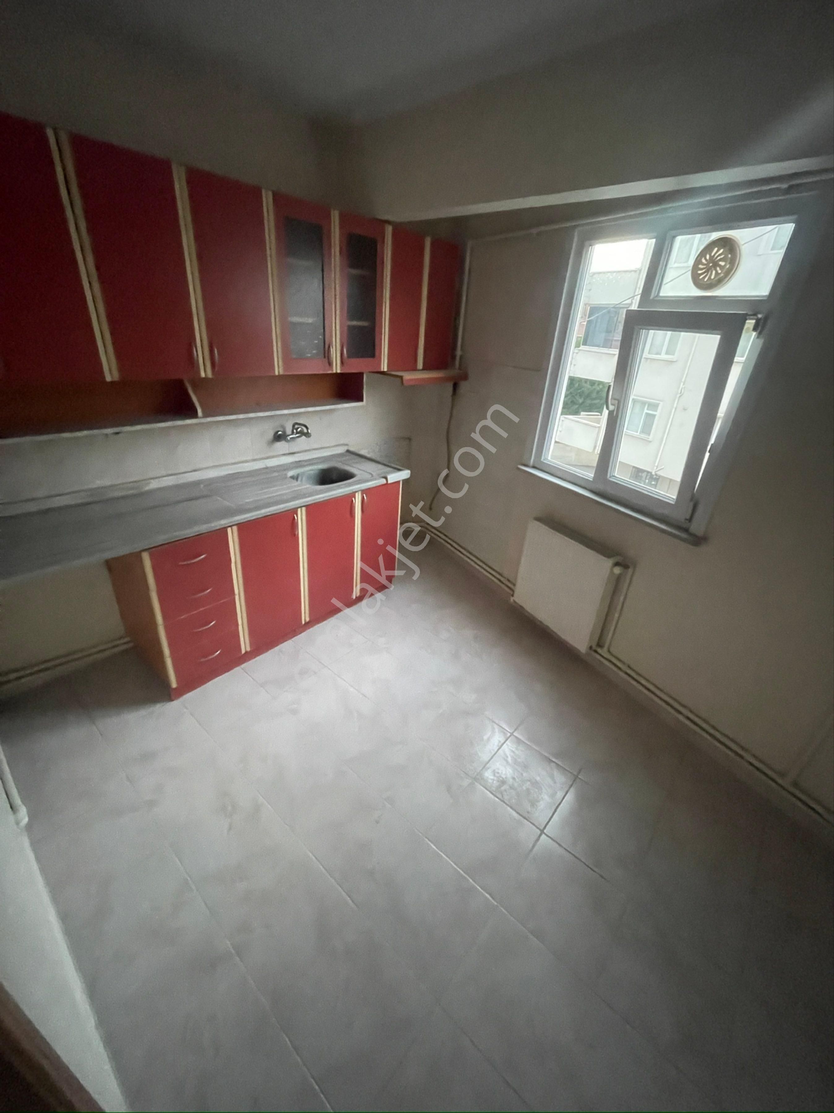 Güzelyalı'da 2 Kat 2+1 Kiralık Daire - Görsel 4