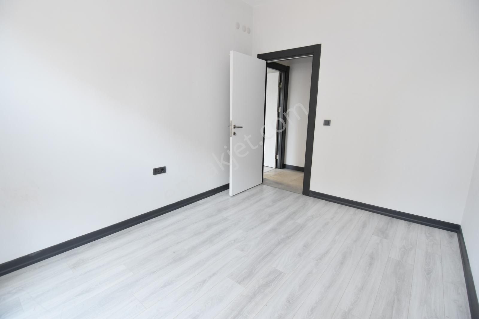 Bayraklı Toki, 1. Etapta Kiralık Doğalgaz - Kombili Daire (c-9) - Görsel 21