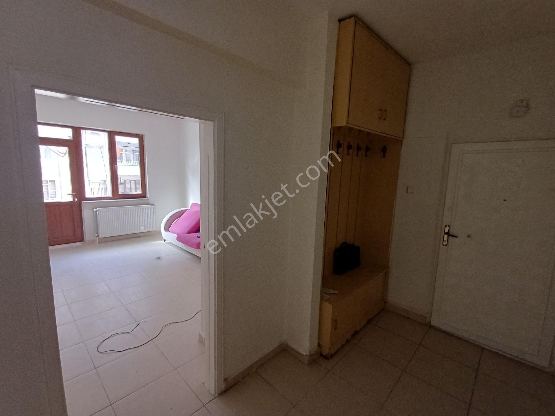 Şirinler Emlak Kiralık 3+1 Rızvanağa Cad Özemek - Görsel 6