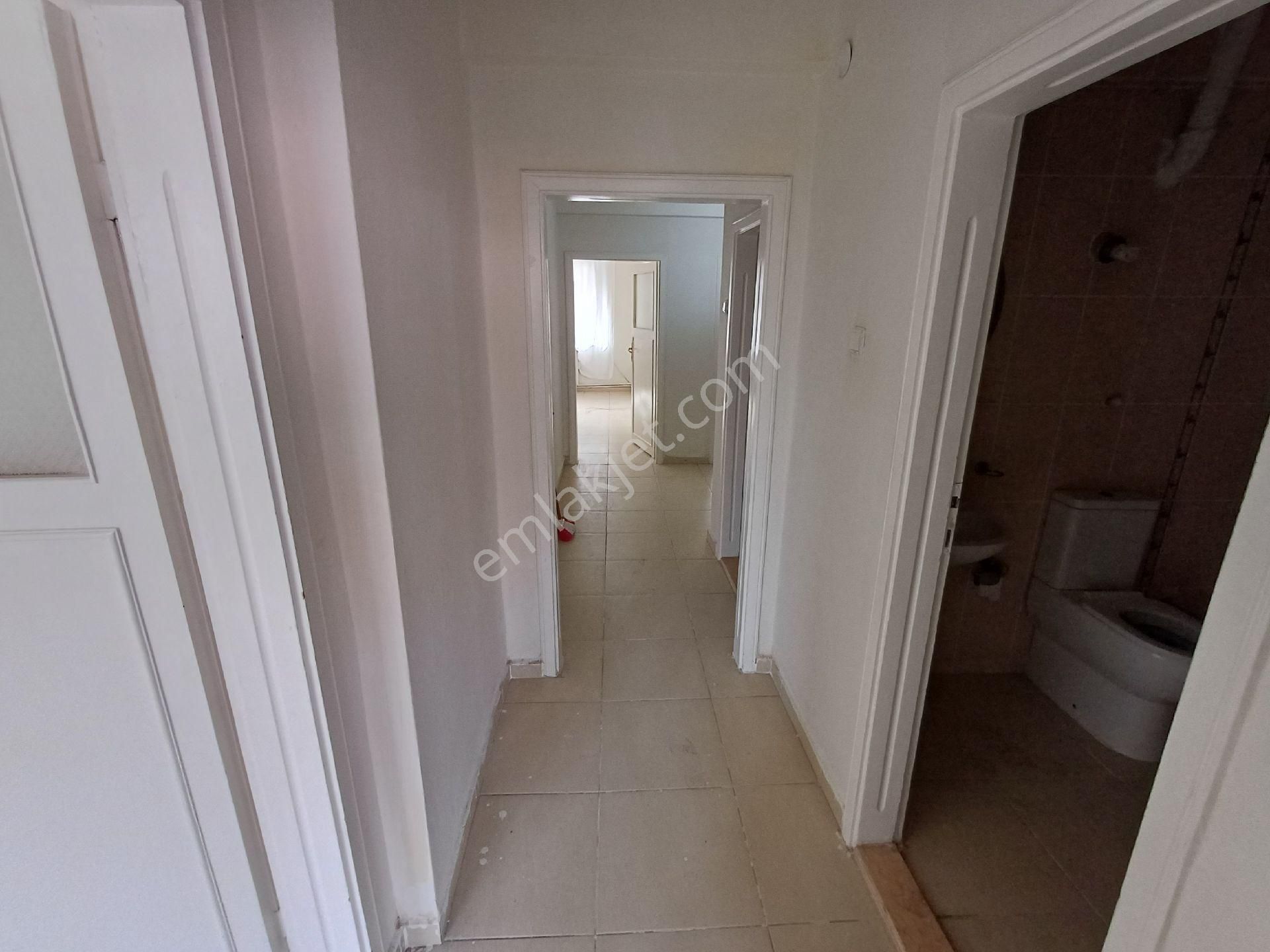 Şirinler Emlak Kiralık 3+1 Rızvanağa Cad Özemek - Görsel 9