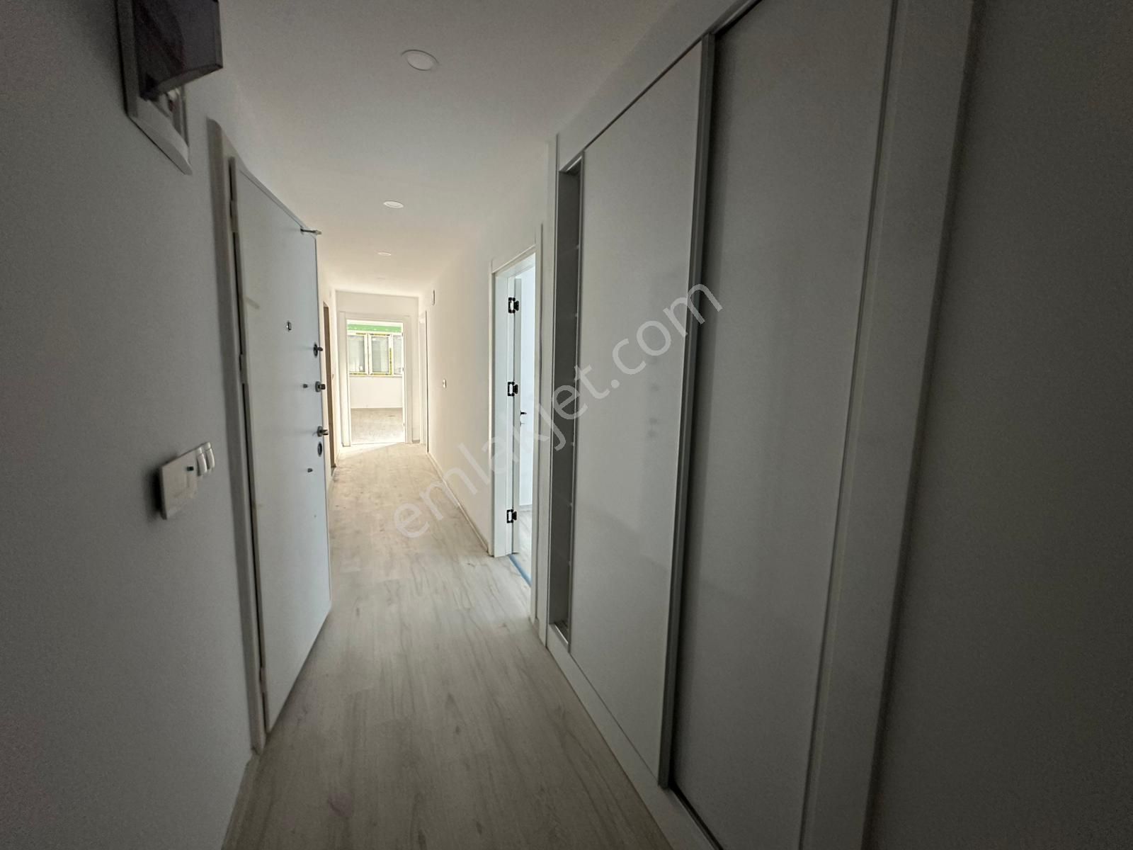 Kökce'den 2+1 Ebeveyn Banyolu Alaturkalı Ayrı Mutfaklı 95 M2 - Görsel 8