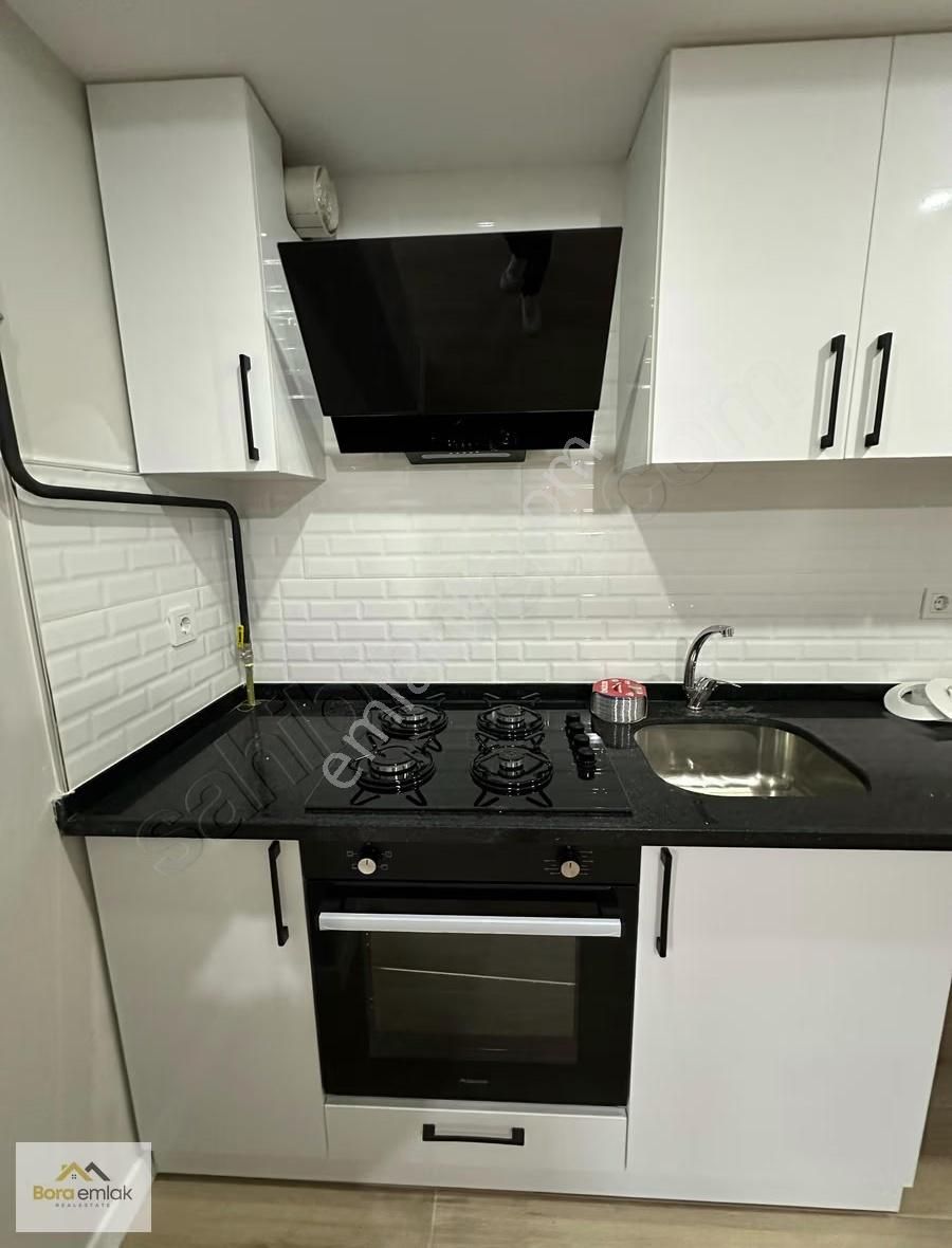 Bora Emlak'dan Y.emre Mahallesin'de Kiracılı Satılık 2+0 Daire - Görsel 15