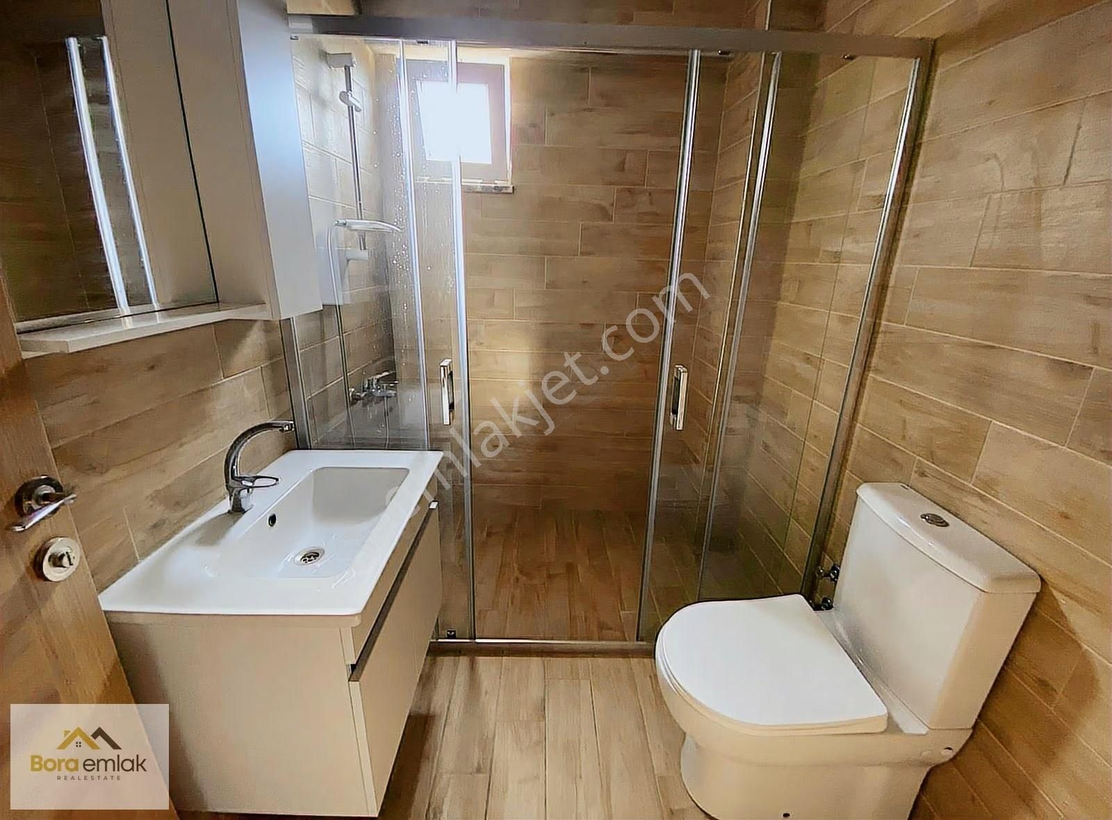 Bora Emlak'dan İnönü Mahallesinde Eşyalı Satılık 1+1 Daire - Görsel 2