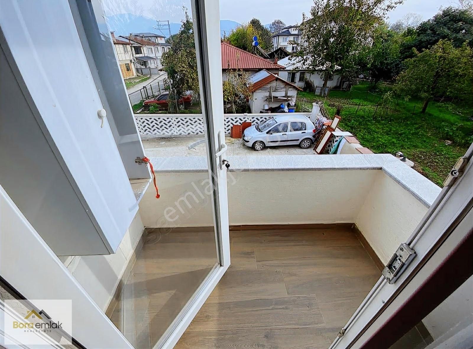 Bora Emlak'dan İnönü Mahallesinde Eşyalı Satılık 1+1 Daire - Görsel 4