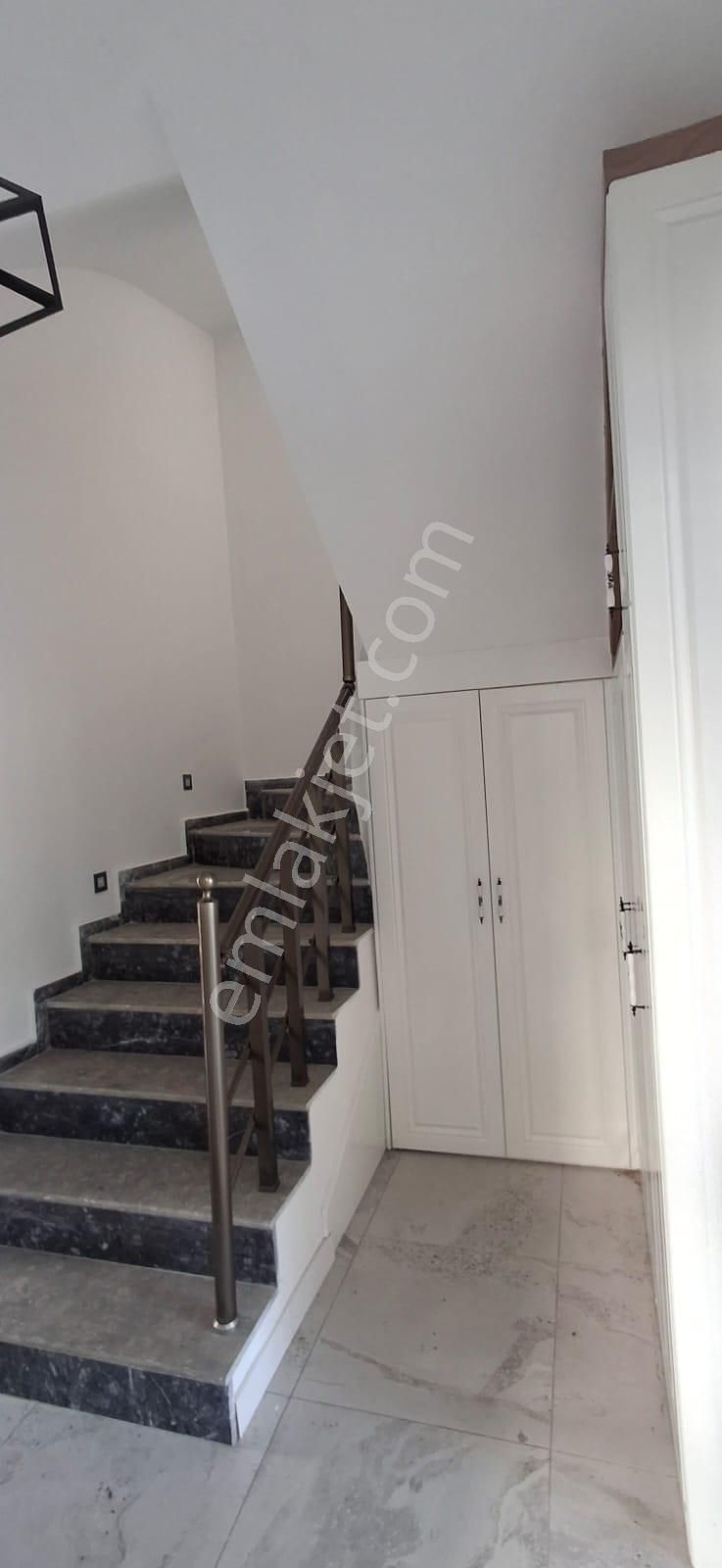 Durmuşoğlu Gayrimenkul'den Güre De Doğa İçinde Kazdağları Eteklerinde Satılık Lüks Villa - Görsel 16