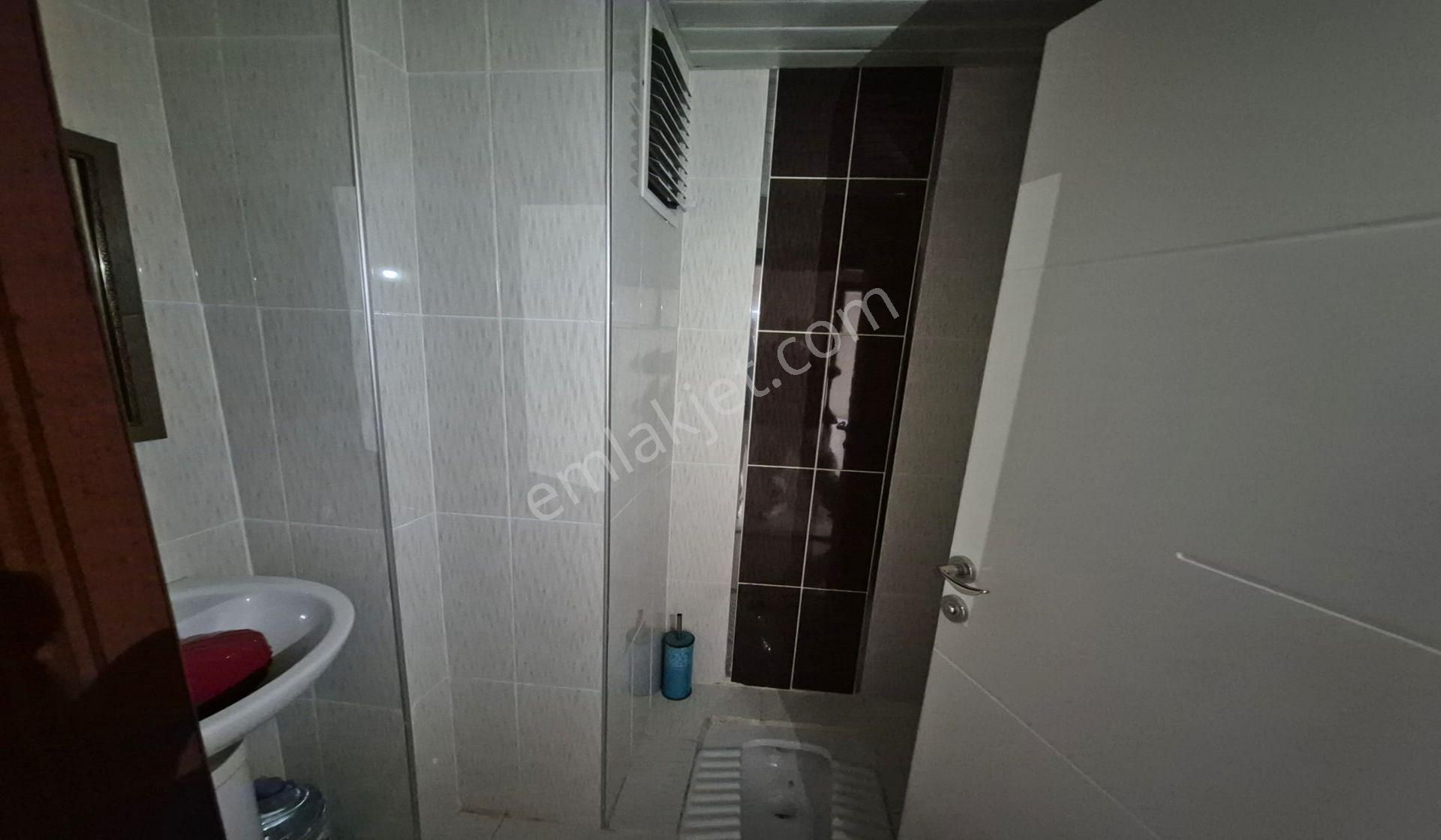 Yayla 3+1 Katta Çift Banyolu Asansörlü Masrafsız Hemen Taşının - Görsel 9