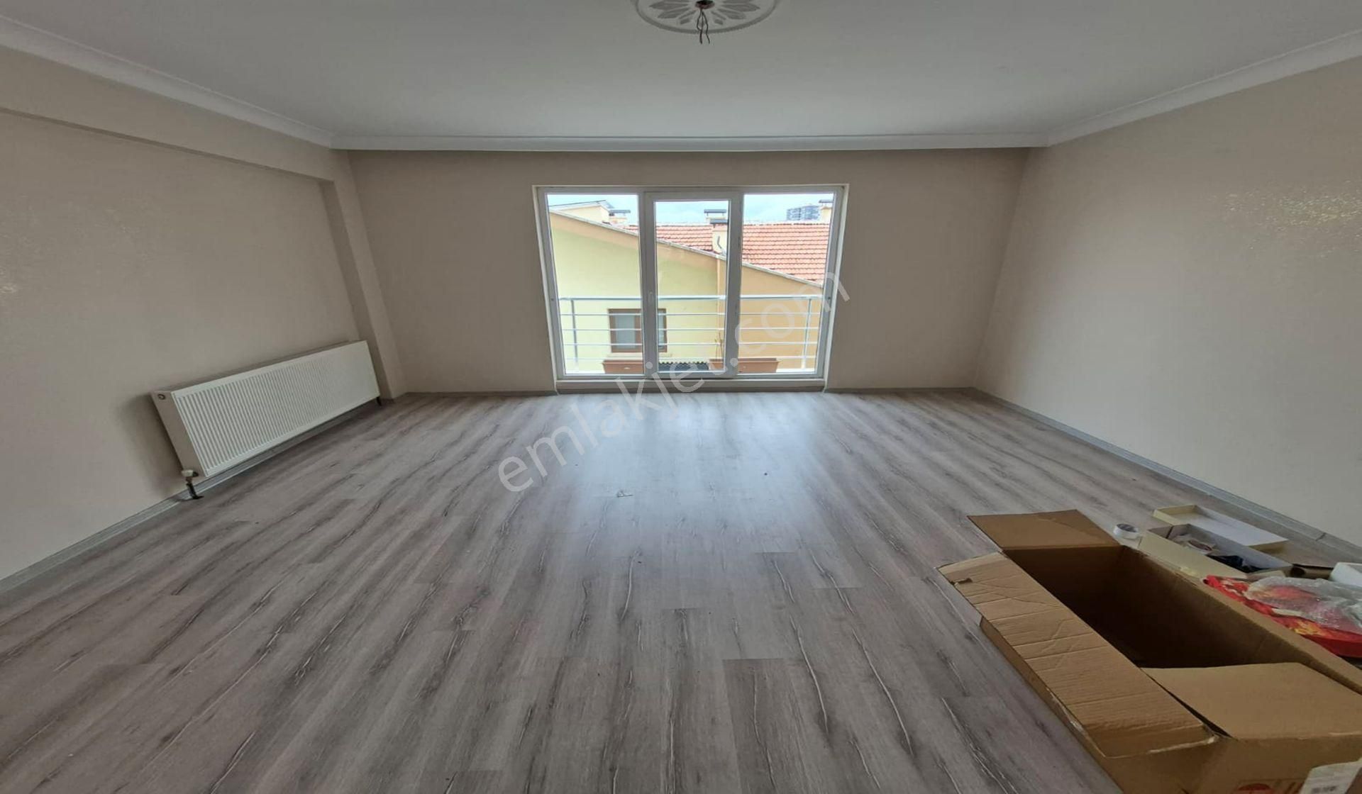 Yayla 3+1 Katta Çift Banyolu Asansörlü Masrafsız Hemen Taşının - Görsel 32