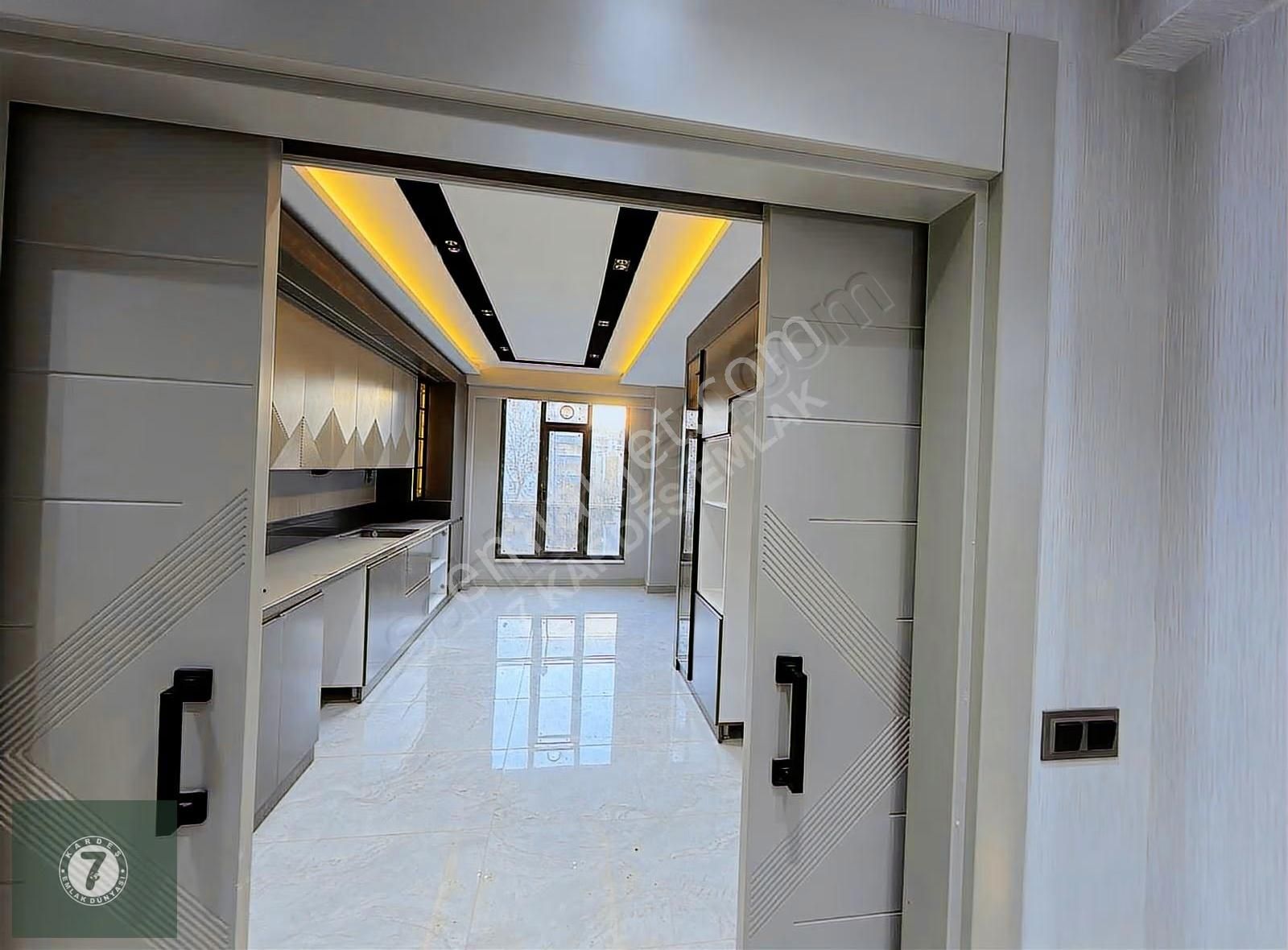 7 Kardeş Emlak'tan Ultra Lüks 3+1 - Görsel 14