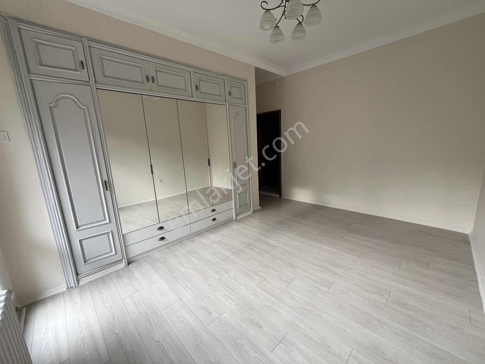 Kükürtlü Mahallesi 3+1 Ara Kat Kiralık Daire - Görsel 33