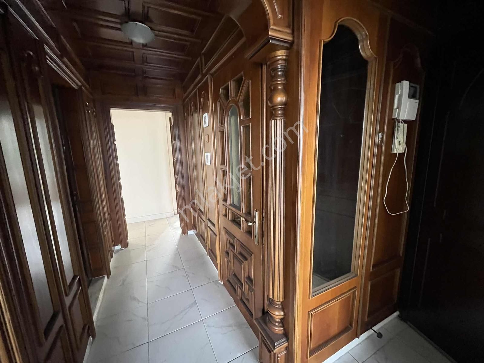 Kükürtlü Mahallesi 3+1 Ara Kat Kiralık Daire - Görsel 23