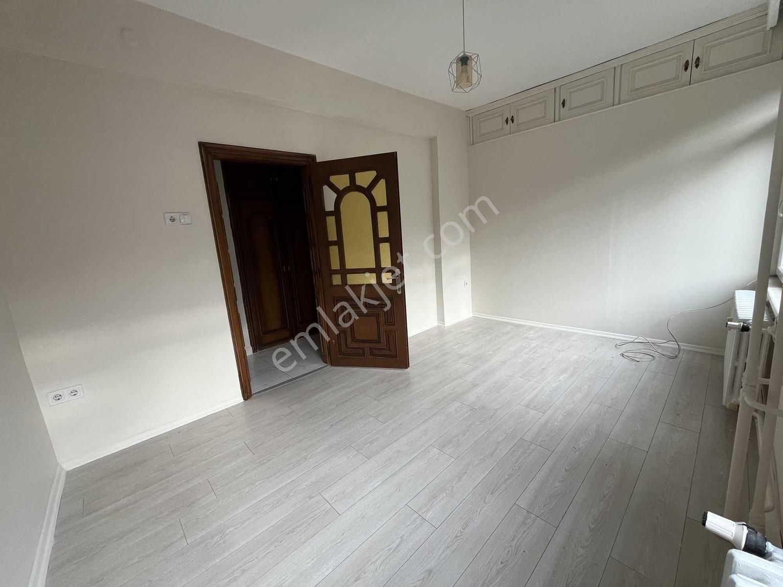 Kükürtlü Mahallesi 3+1 Ara Kat Kiralık Daire - Görsel 5