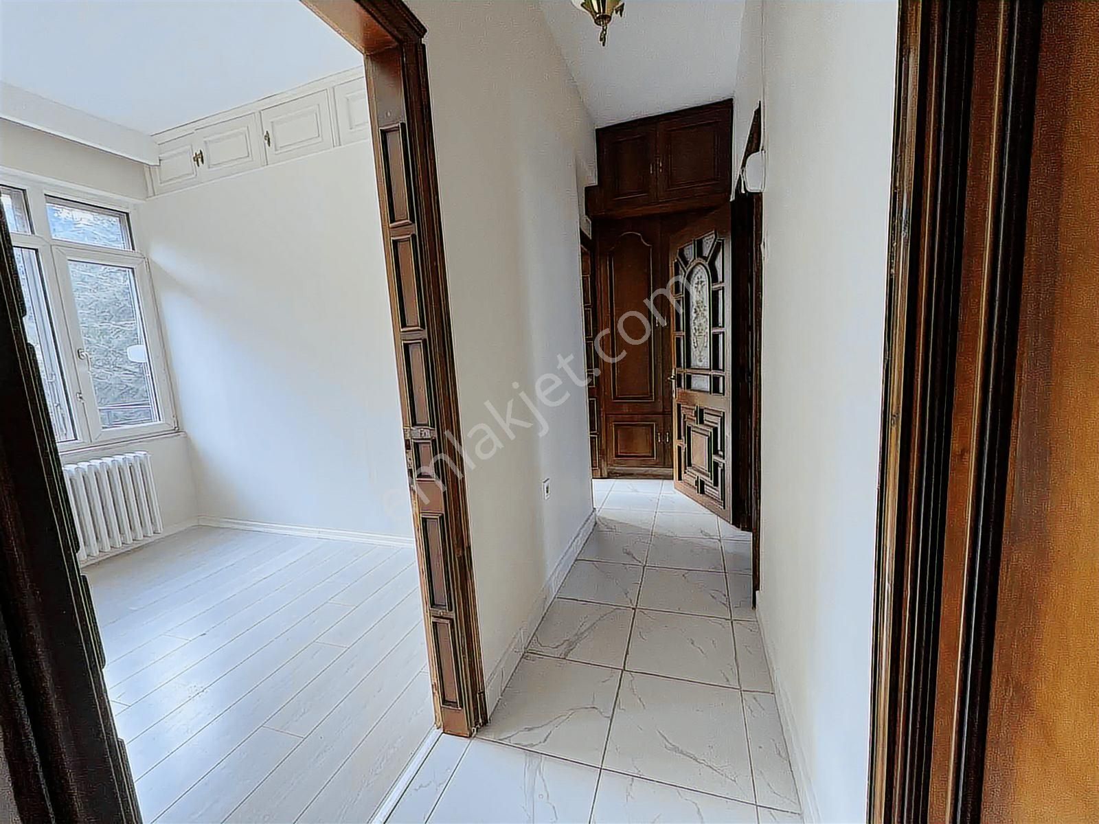 Kükürtlü Mahallesi 3+1 Ara Kat Kiralık Daire - Görsel 8