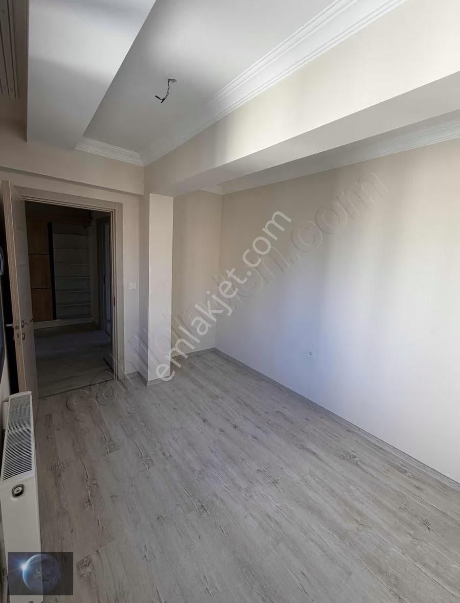 Buca İnönü'de Ana Cadde Üstünde Plan Projeli Fırsat Daire - Görsel 28