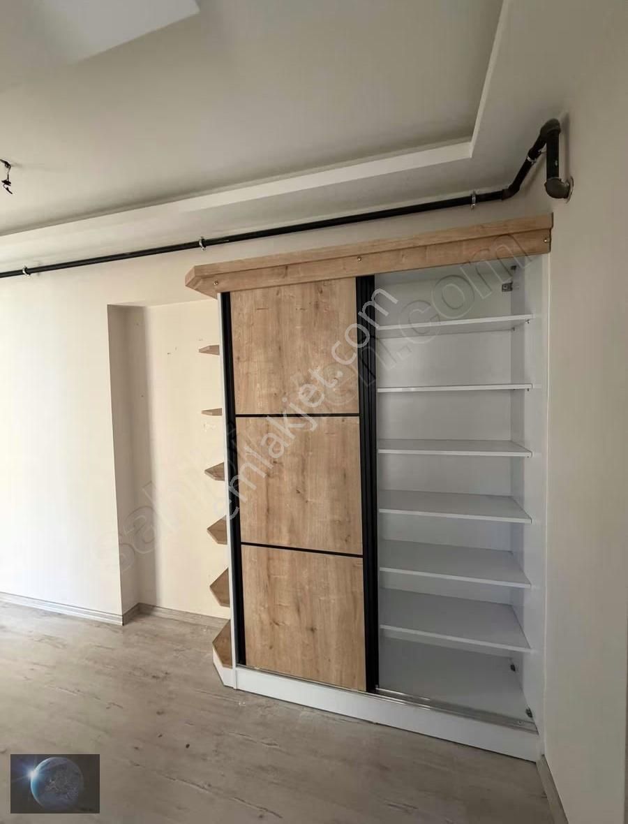 Buca İnönü'de Ana Cadde Üstünde Plan Projeli Fırsat Daire - Görsel 9