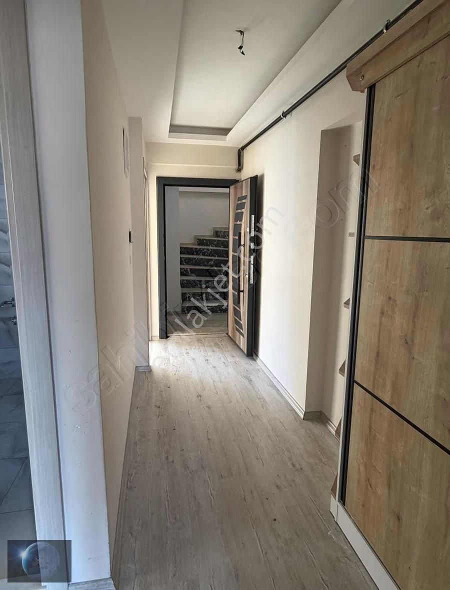 Buca İnönü'de Ana Cadde Üstünde Plan Projeli Fırsat Daire - Görsel 4