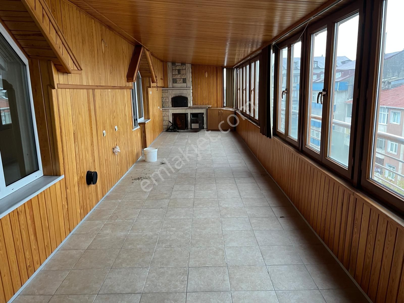 Hürriyet Mahallesinde 4+2 Ayrı Girişli 200 M² Dubleks Daire