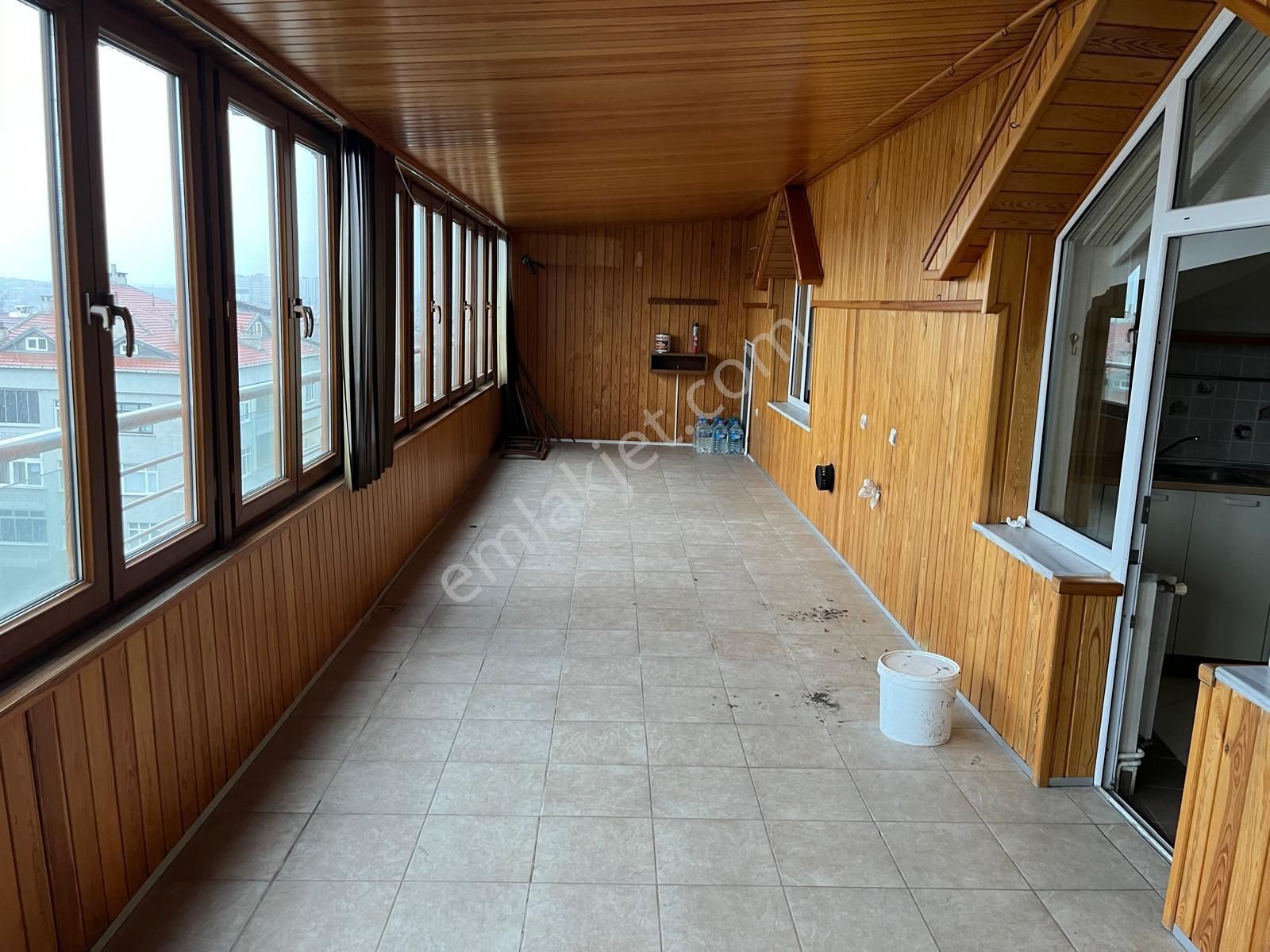 Hürriyet Mahallesinde 4+2 Ayrı Girişli 200 M² Dubleks Daire - Görsel 11