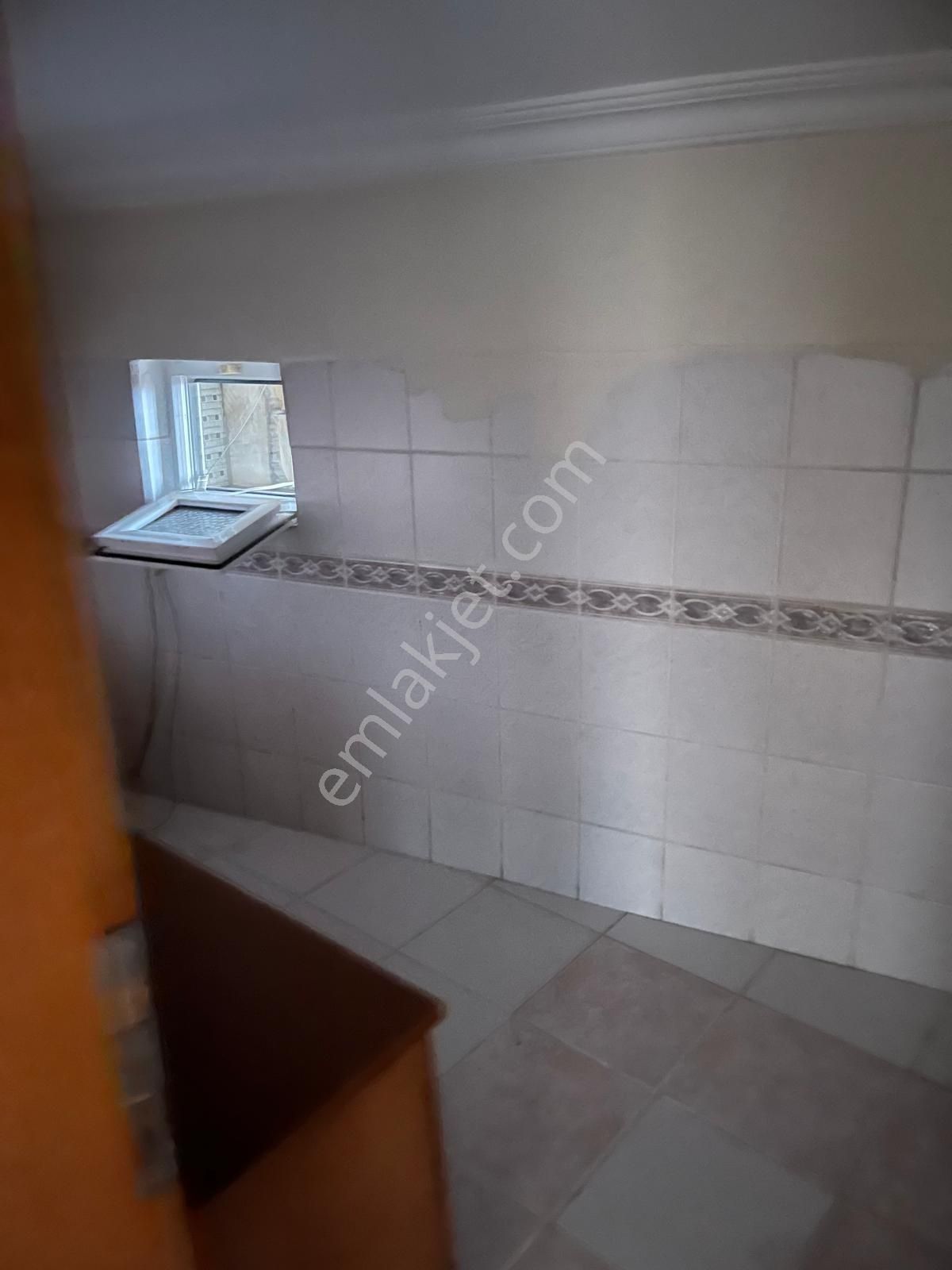 Hürriyet Mahallesinde 4+2 Ayrı Girişli 200 M² Dubleks Daire - Görsel 15