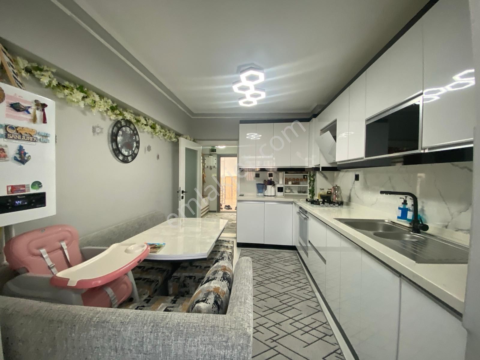 Akif'ten Elvankent Topçu'da Ön Cephe Full+full Yapılı 3+1 Satılık Daire - Görsel 2