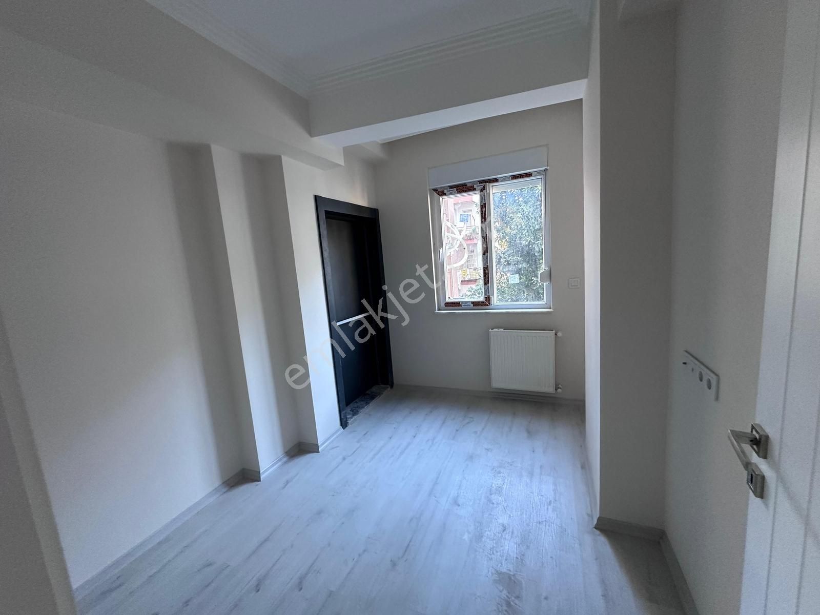 Denize Yürüme Mesafesi Varlık'da Sıfır 3+1 Satılık Ayrı Mutfaklı - Görsel 16