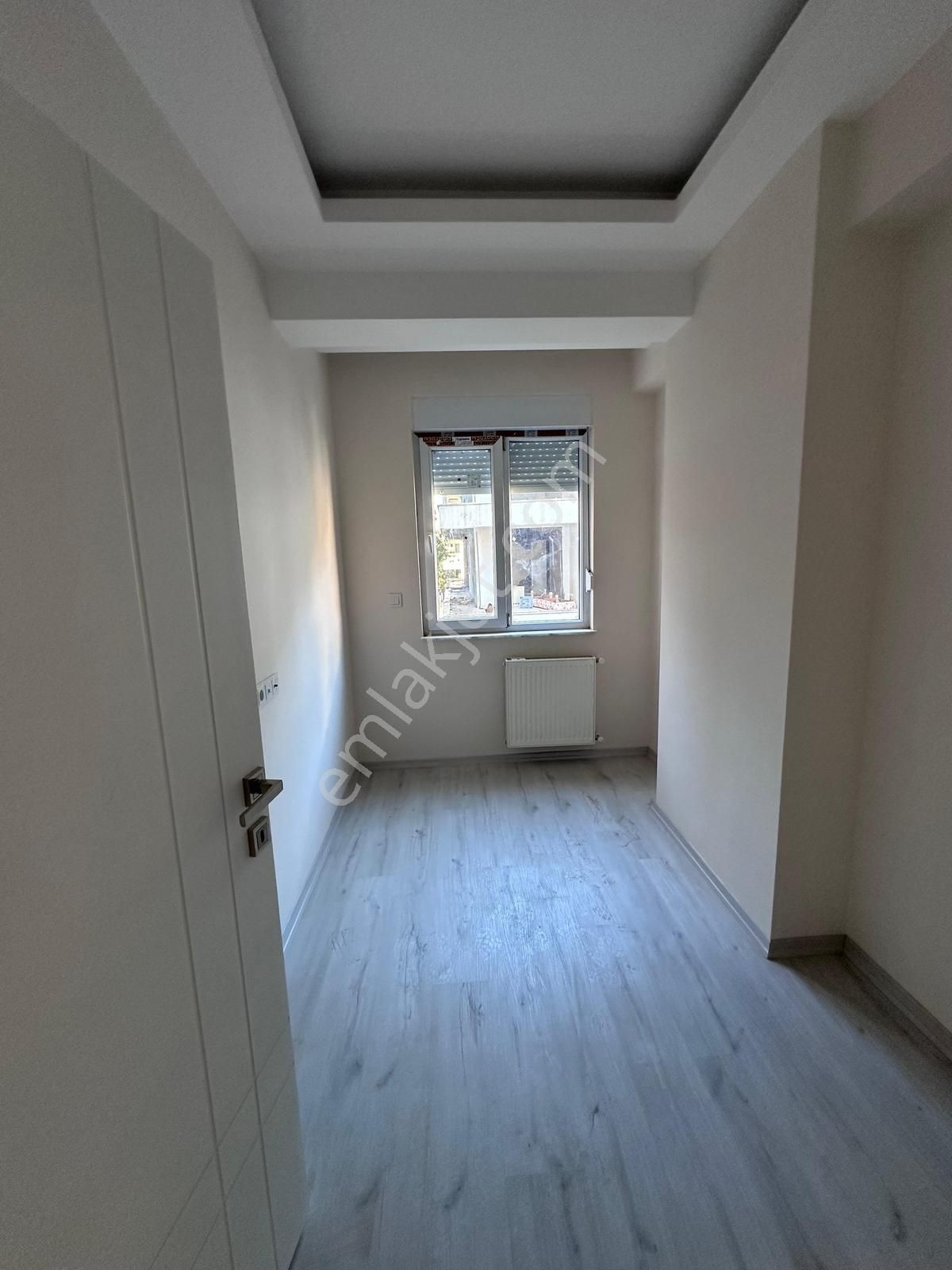 Denize Yürüme Mesafesi Varlık'da Sıfır 3+1 Satılık Ayrı Mutfaklı - Görsel 4