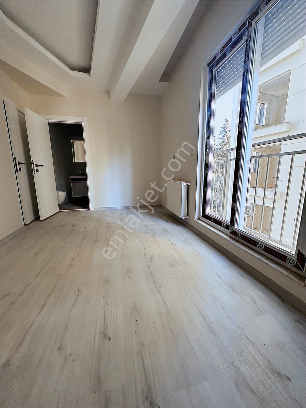 Denize Yürüme Mesafesi Varlık'da Sıfır 3+1 Satılık Ayrı Mutfaklı - Görsel 13