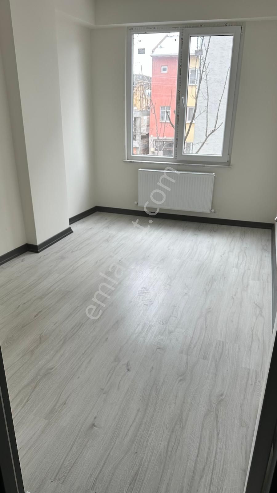 Çamlıca Mahallesinde Satılık 2+1 Daire - Görsel 4