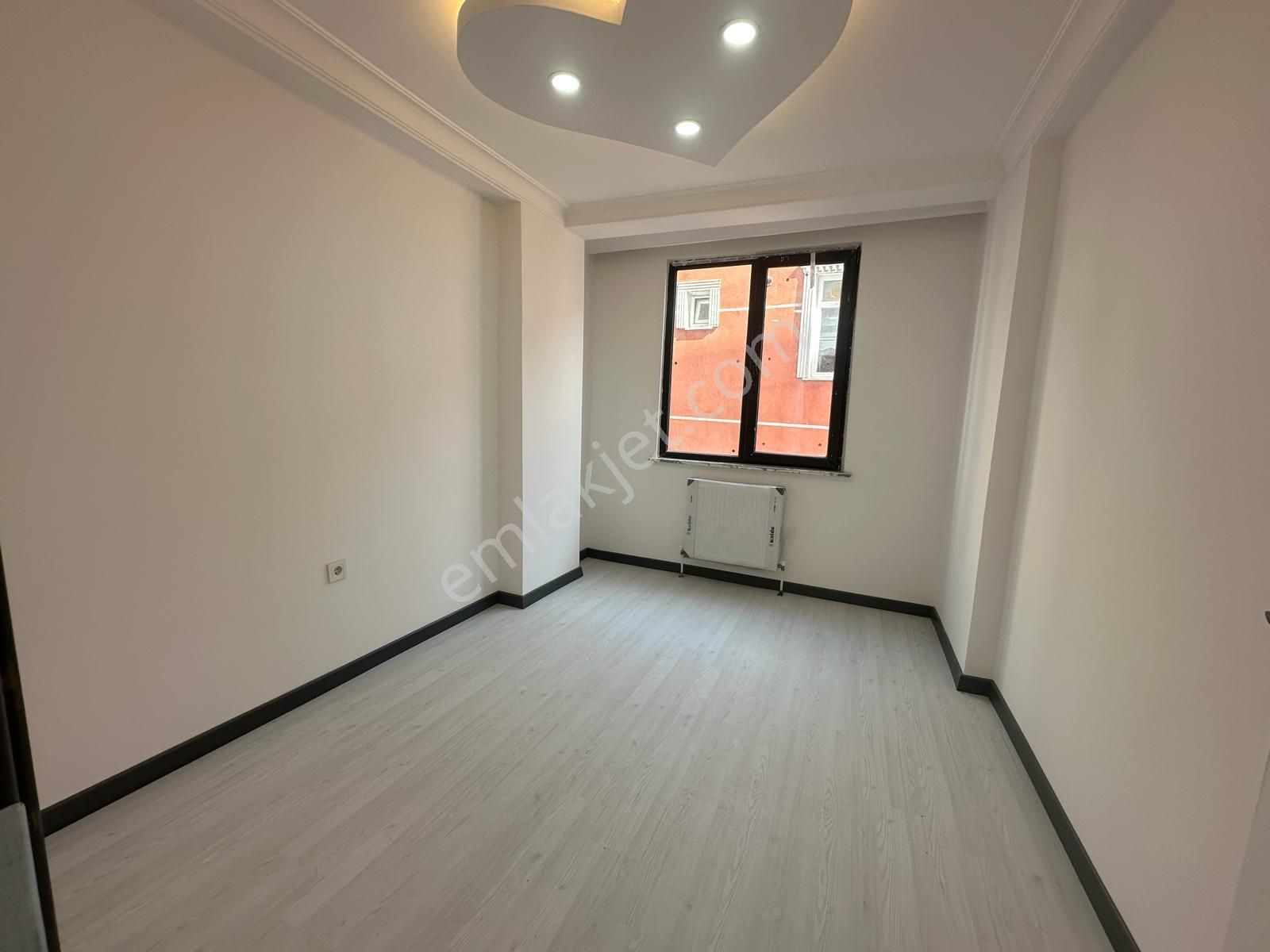 Has Seba'dan İnönü Mh 1+1 75m2 Sıfır Lüx Yapım Asansörlü Arakat - Görsel 18