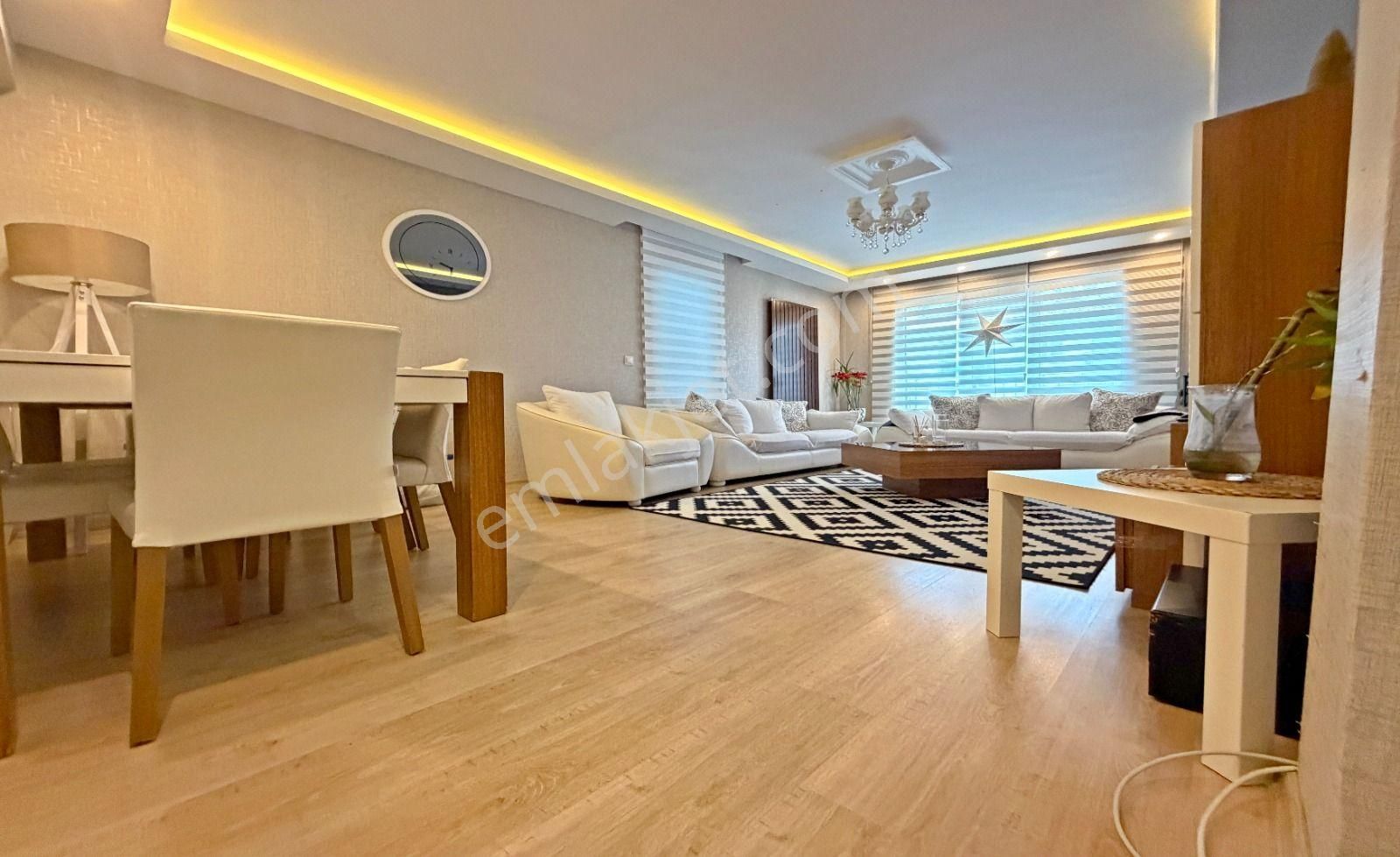 Atapark'ta E.banyolu Genç Binada Full+full Yapılı 145 M2 3+1 Daire! - Görsel 13