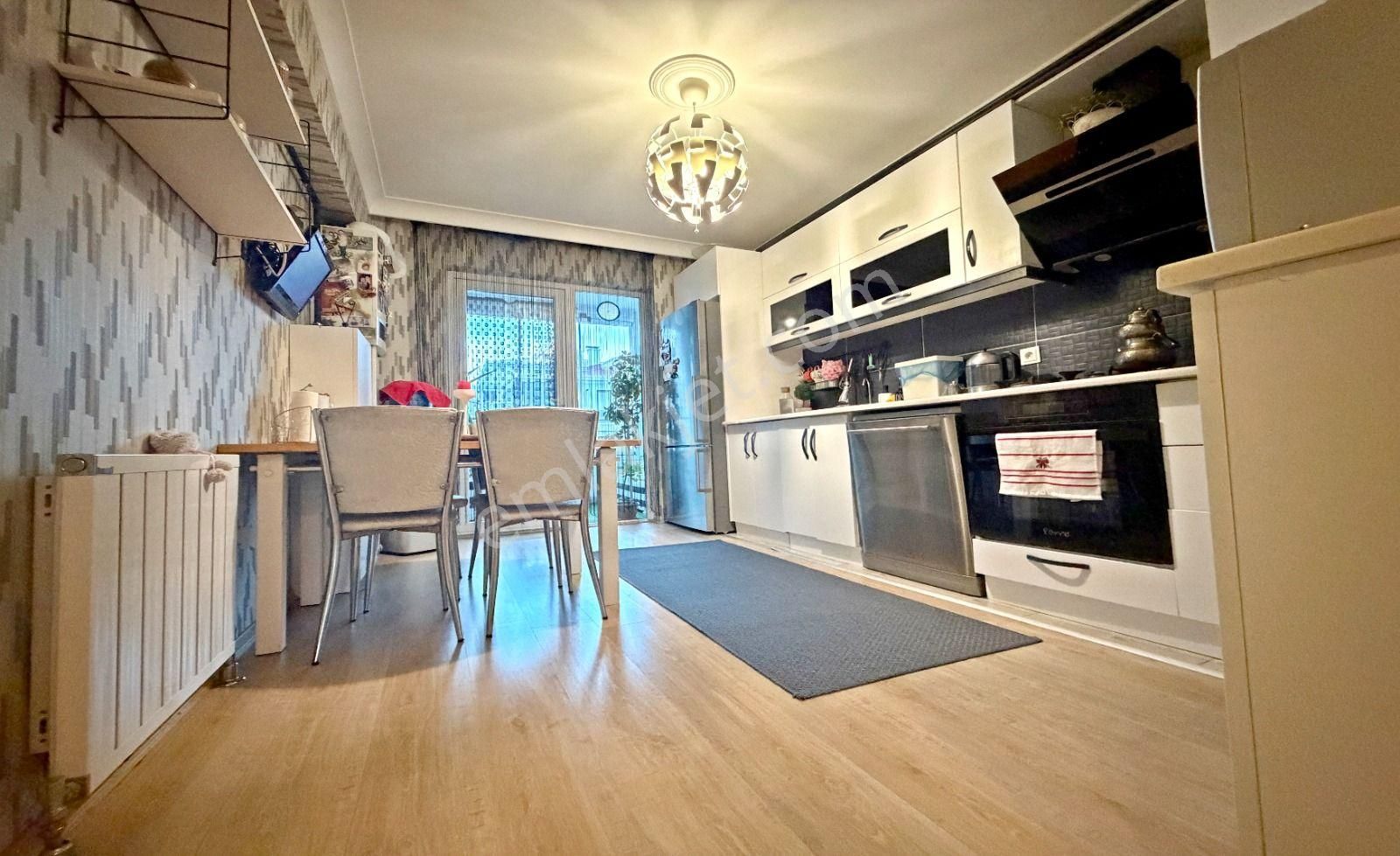 Atapark'ta E.banyolu Genç Binada Full+full Yapılı 145 M2 3+1 Daire! - Görsel 2