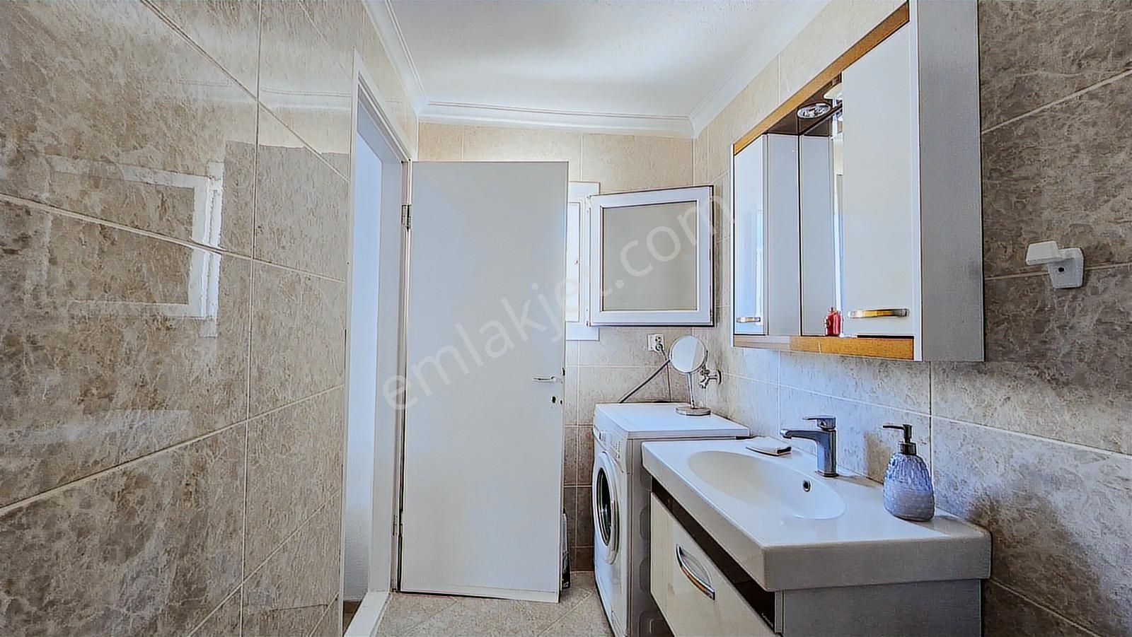 Denize Sıfır, Özel Plajlı Ve Panoramik Manzaralı Yalıkavak Villa - Görsel 27