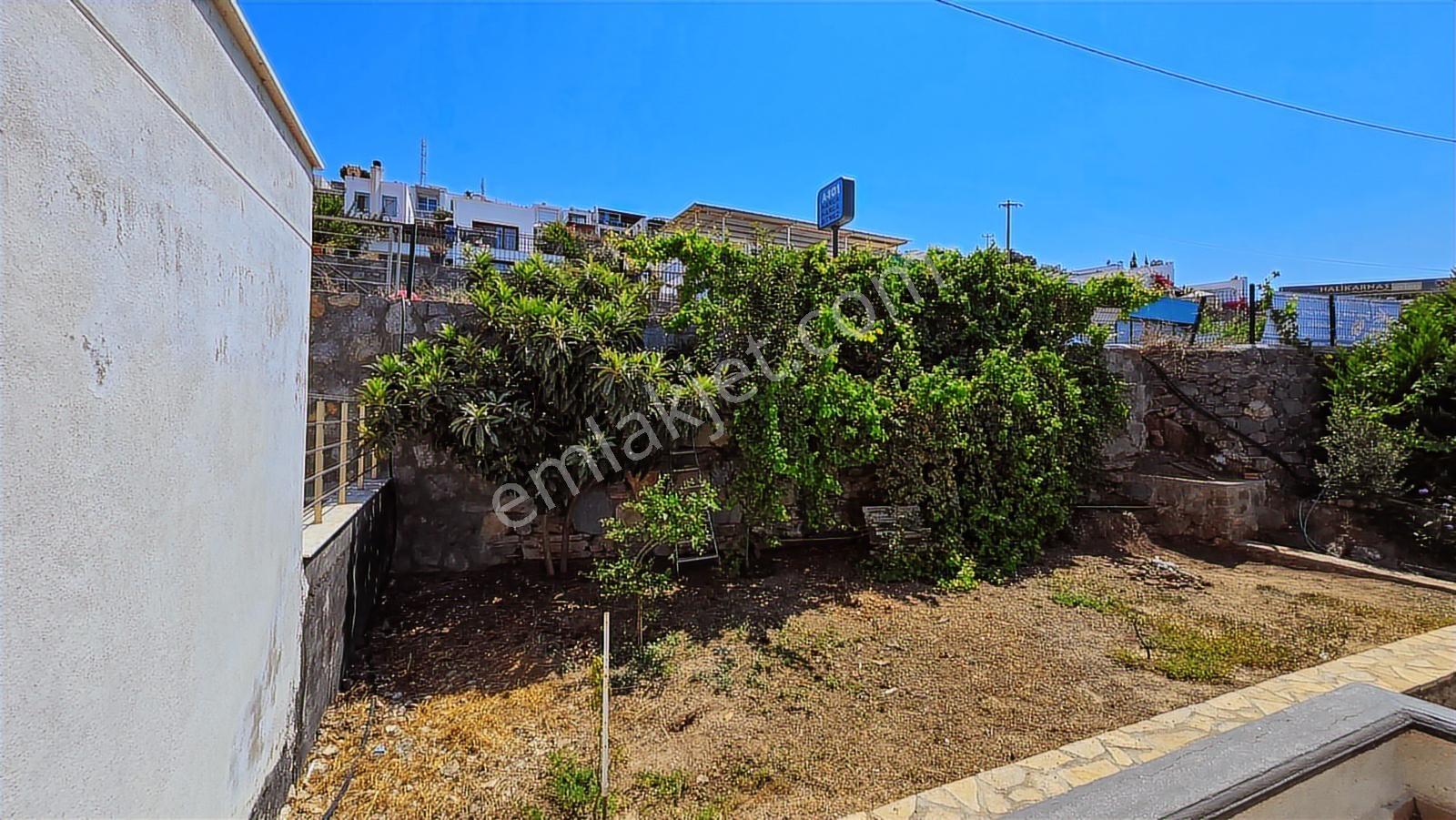 Denize Sıfır, Özel Plajlı Ve Panoramik Manzaralı Yalıkavak Villa - Görsel 21