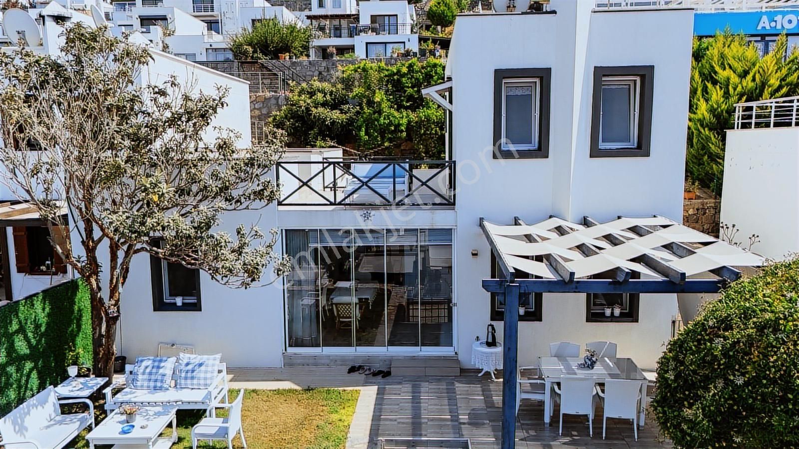 Denize Sıfır, Özel Plajlı Ve Panoramik Manzaralı Yalıkavak Villa - Görsel 22