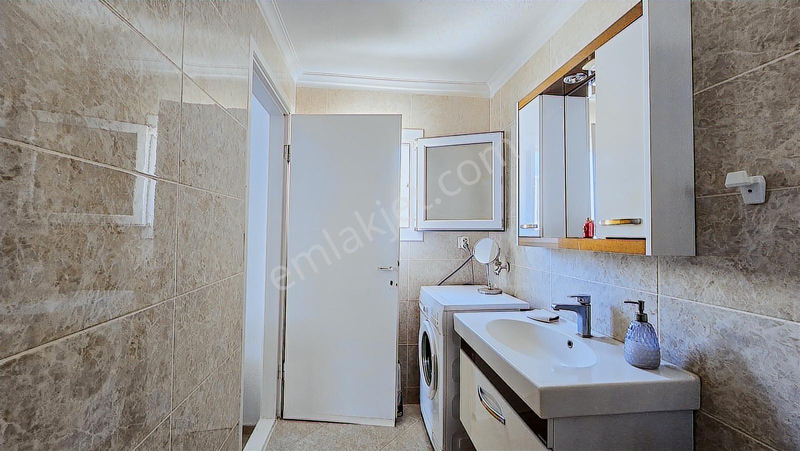 Denize Sıfır, Özel Plajlı Ve Panoramik Manzaralı Yalıkavak Villa - Görsel 34