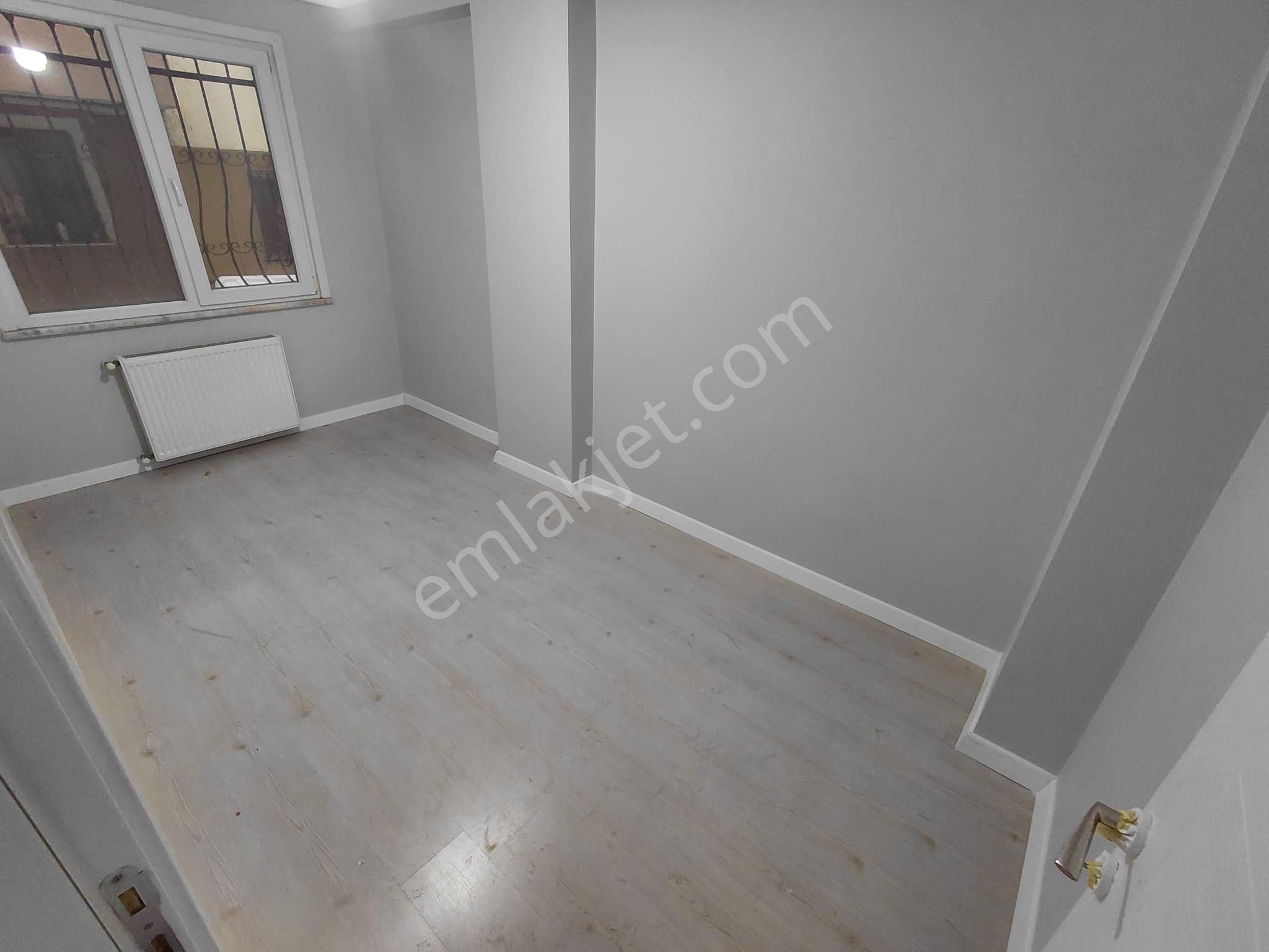 Metro Yakınında - Karanlık Odasız - Arakat - Görsel 29