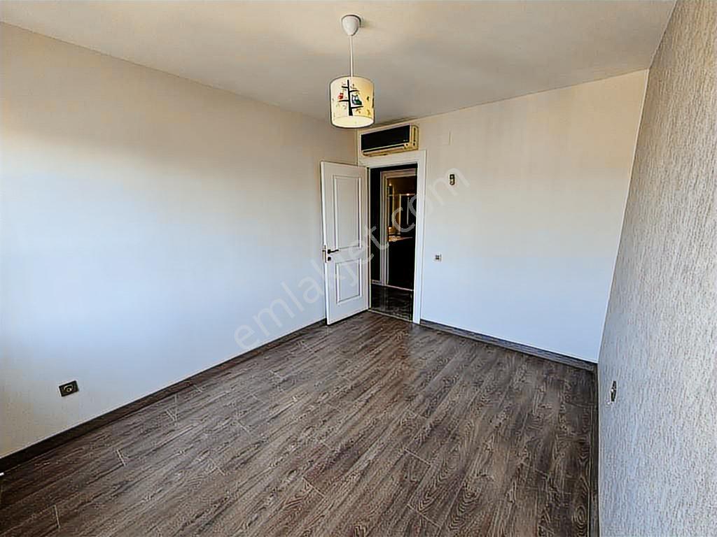 Erdemli Tapu Caddesinde 4+1 Ultra Lüks Kapalı Otoparklı Daire - Görsel 13