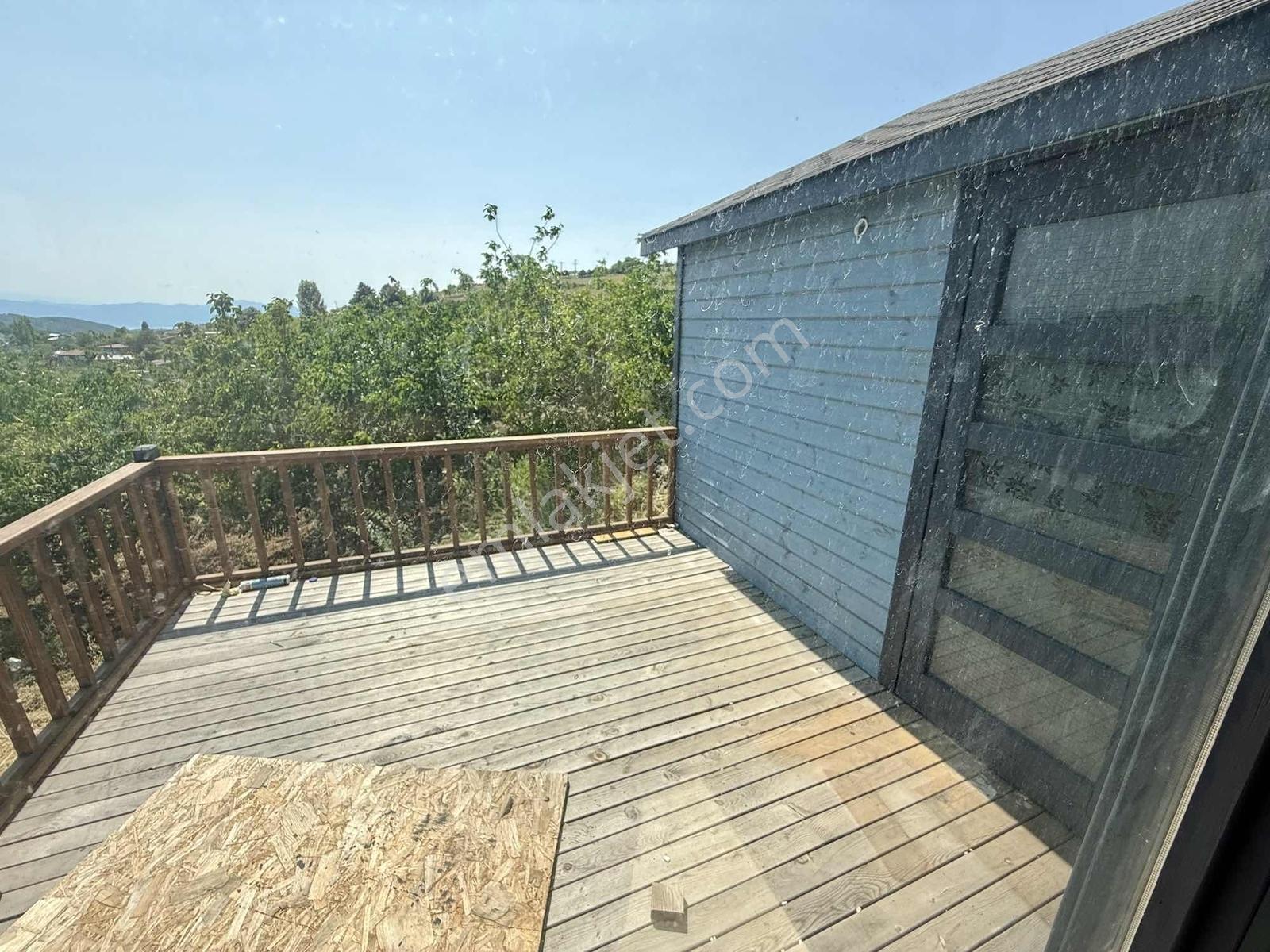 İznik Sarıağıl'da 1689 M2 Arsa İçerisine Yapılmış 150m2 Ahşap Ev - Görsel 28